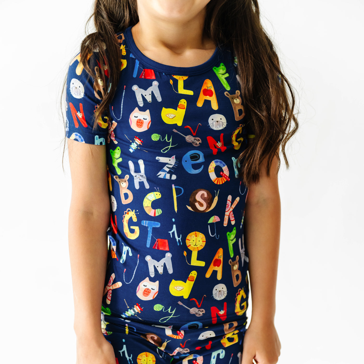 Navy Alphabet Friends Two-Piece Short Sleeve & Shorts Pajama Set、mySite、g9winljtr