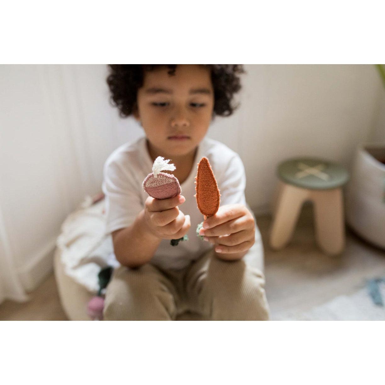 Oli & Carol Tic-Tac-Toe Pouf、mySite、gigharbornorthrealestate