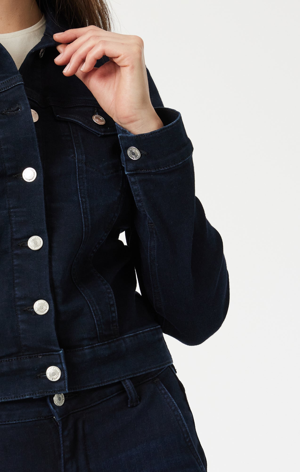 {product_title} - {shop_name}