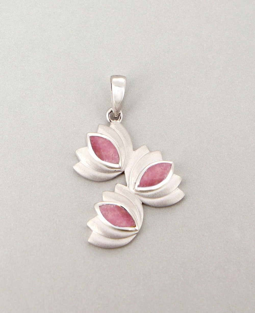 Brushed Sterling Silver Rhodochrosite Triple Lotus Pendant、mySite、topwebapps