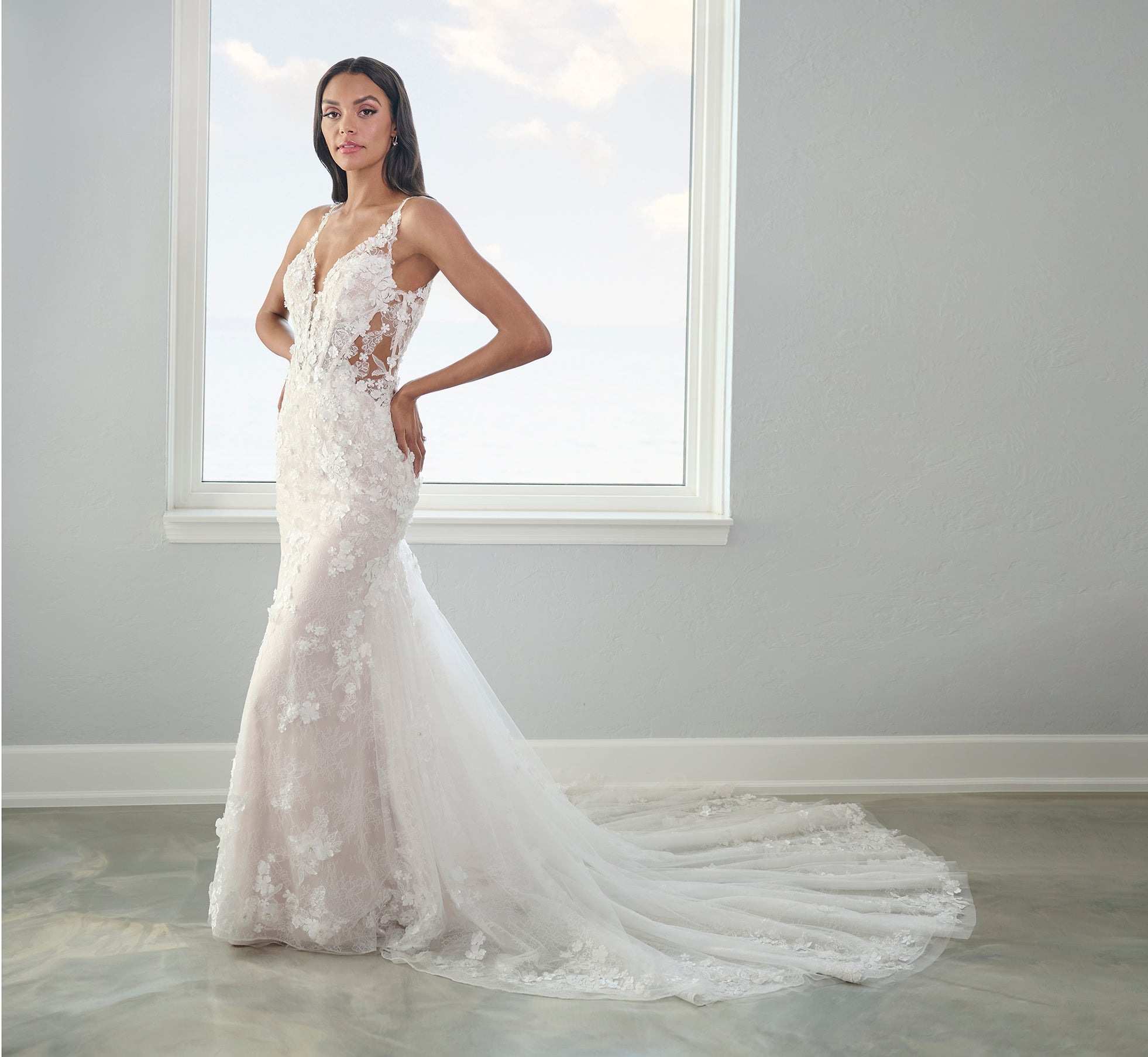 Tulle And Lace Slim Gown In Ivory French Lilac Nude、mySite、solidvoid