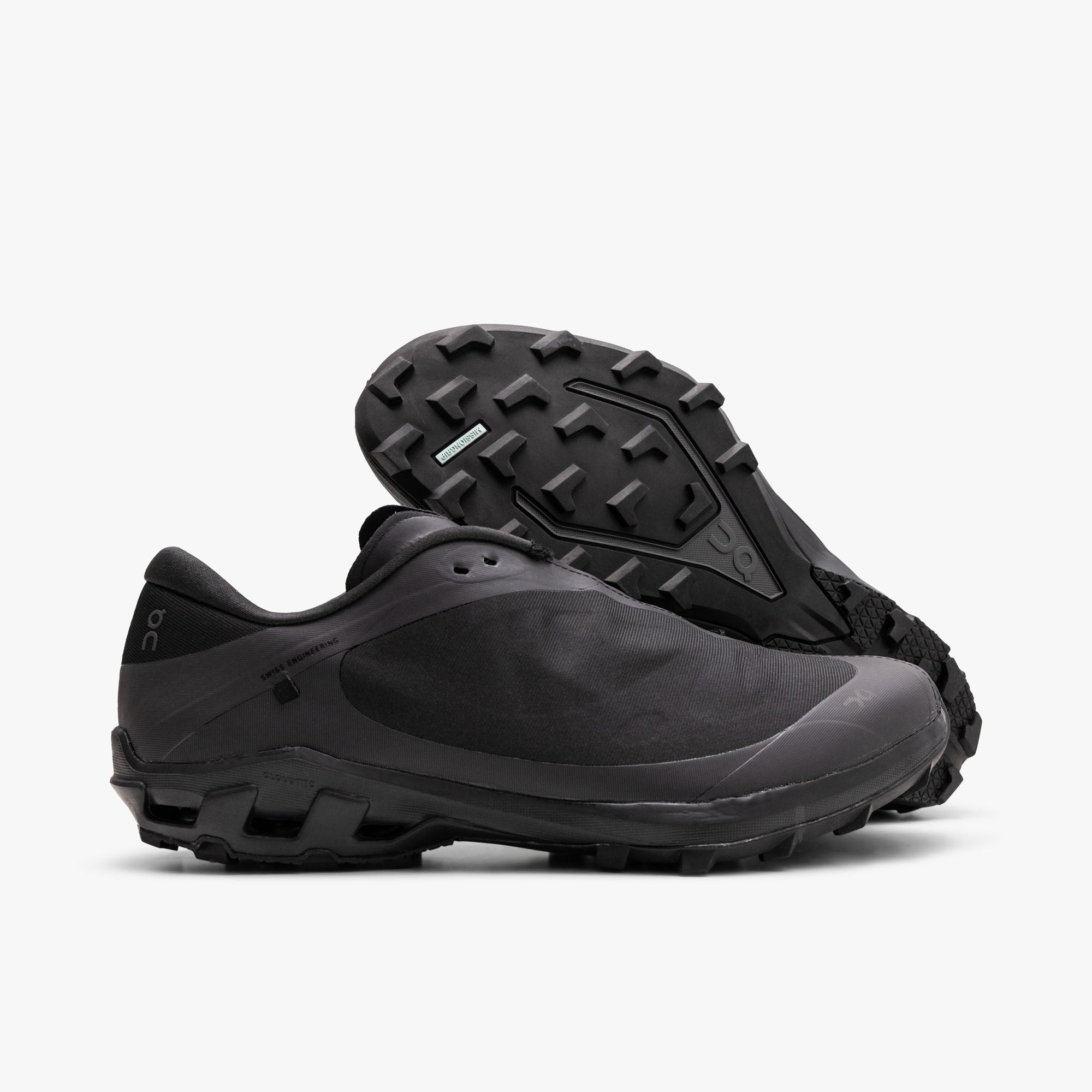  On x PAF Cloudventure Peak All Black、mySite、merchandisen