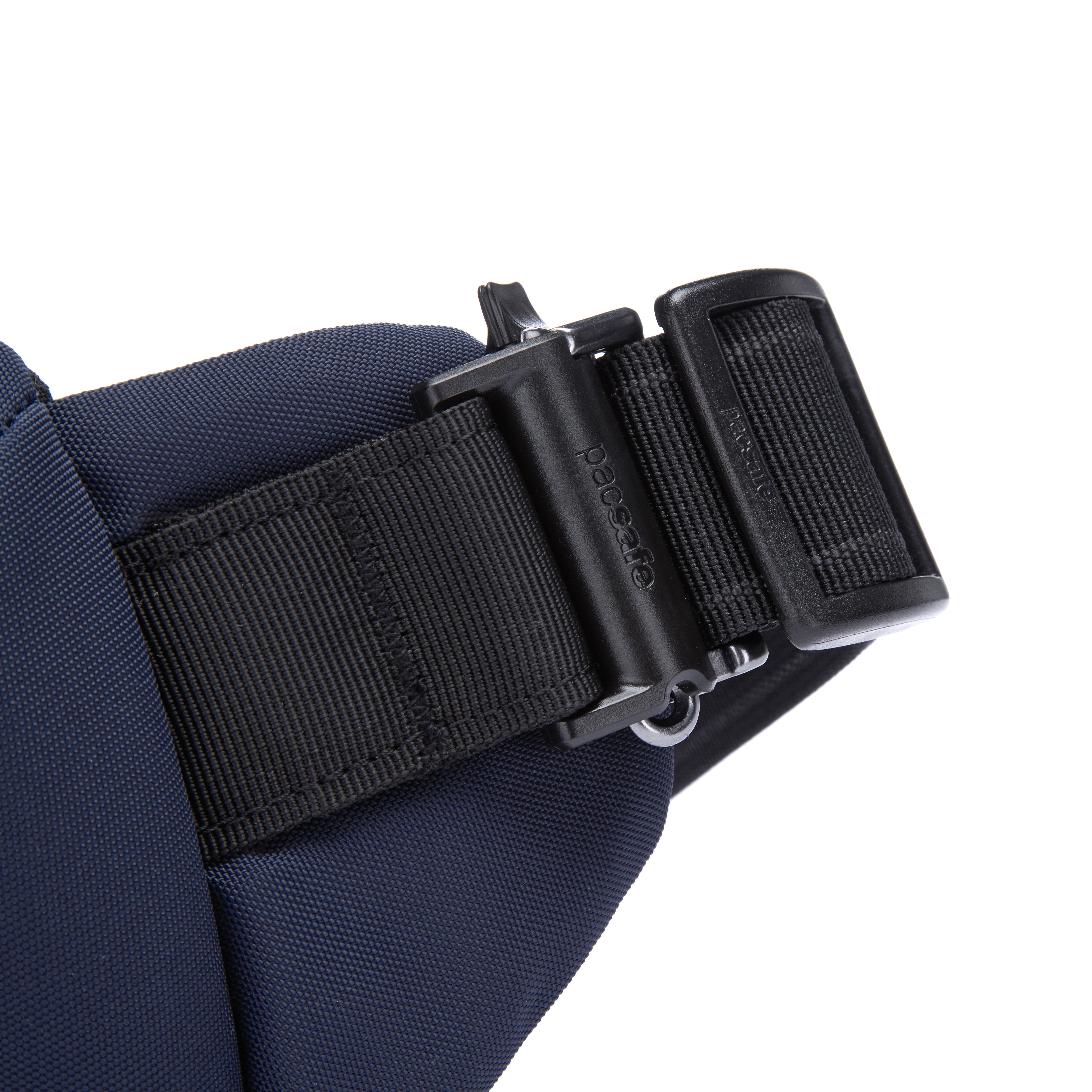 Pacsafe® V anti-theft action sling pack、mySite、garagedoors4me