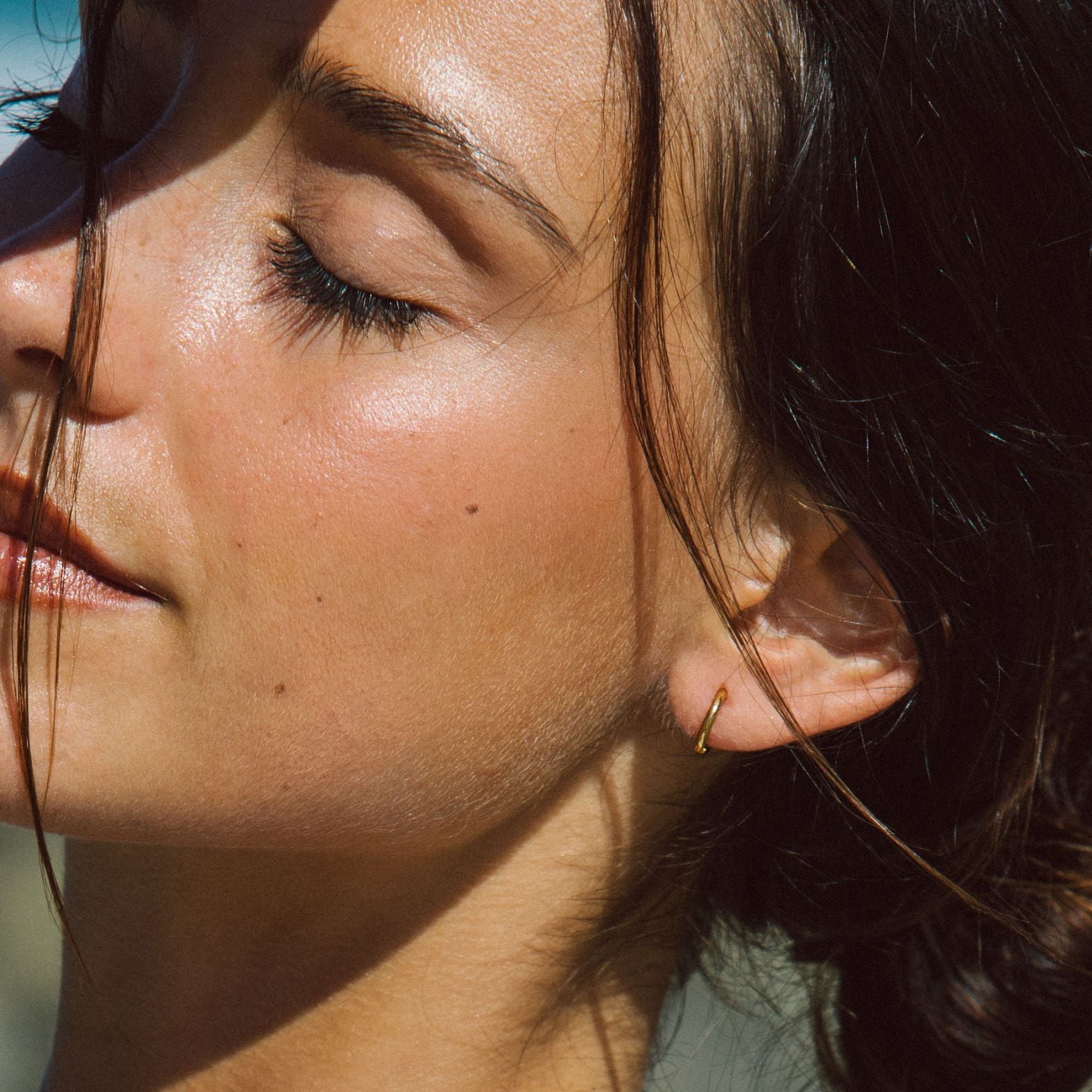 Tiny Huggie Hoops、mySite、hinf8tx79