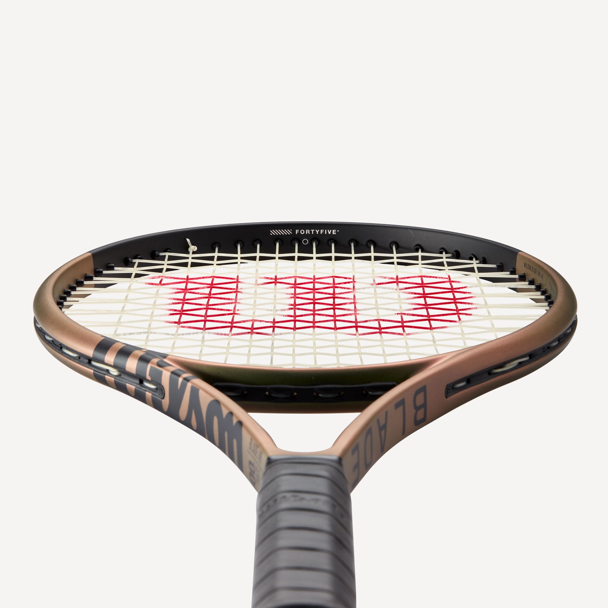 Wilson Blade 100L V8 Tennis Racket
