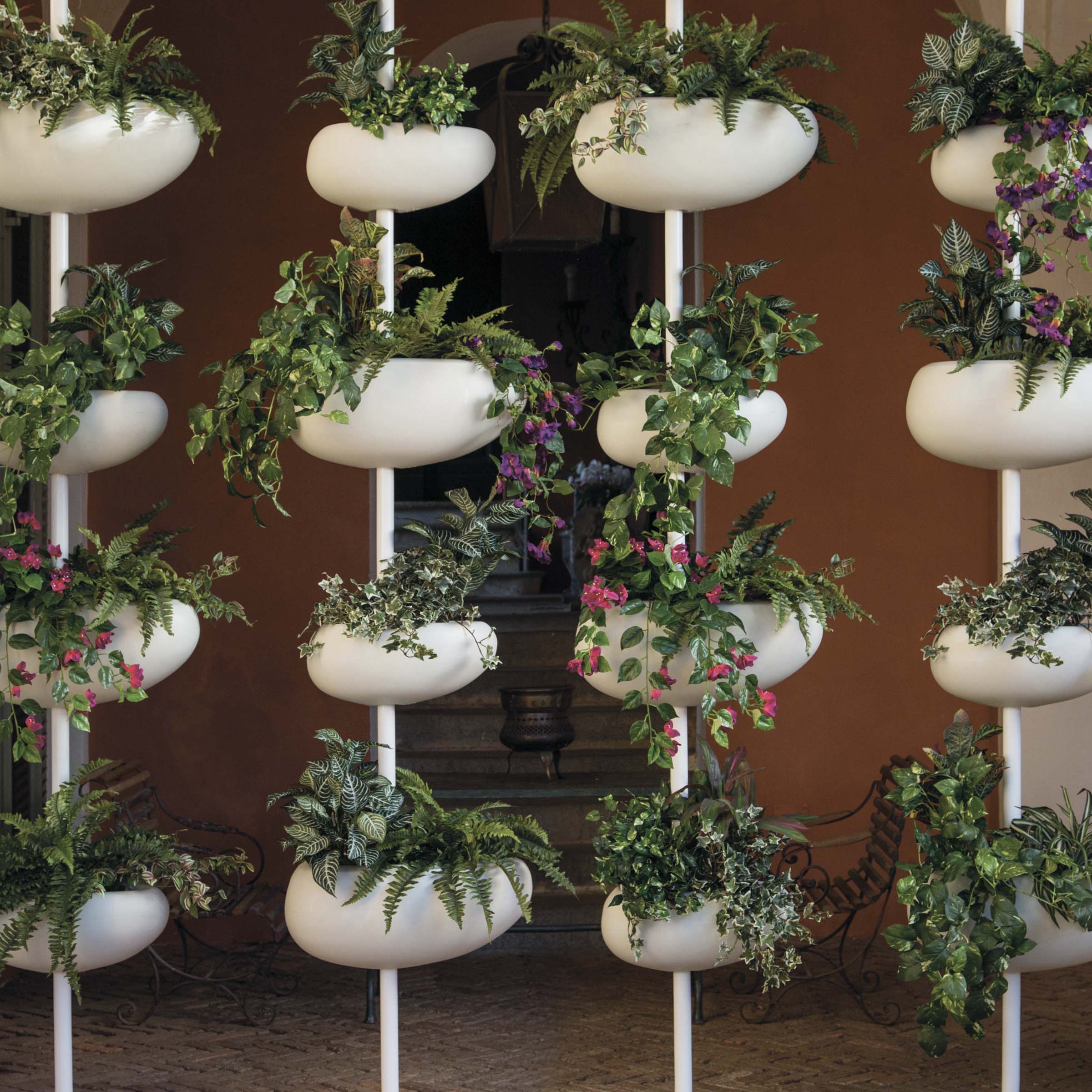 Outdoor Vertical Wall Vases GREENPILLS by ZPZ Partners for Serralunga、mySite、neckold