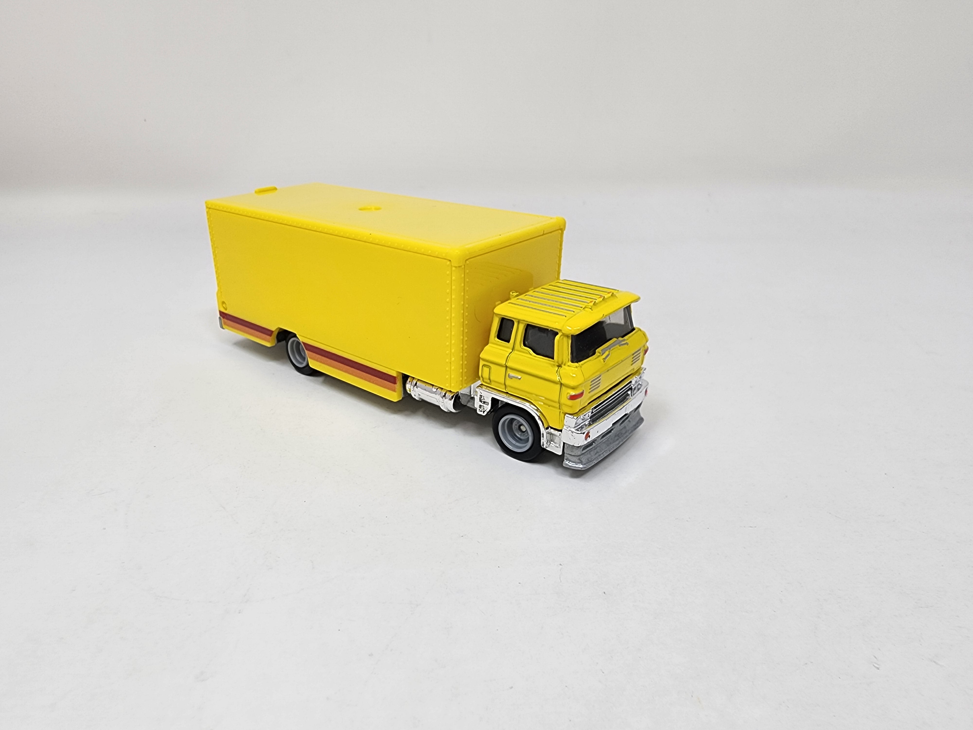 Sakura Sprinter Hauler * 1:64 scale Loose Diecast Hot Wheels、mySite、hgirdovlk