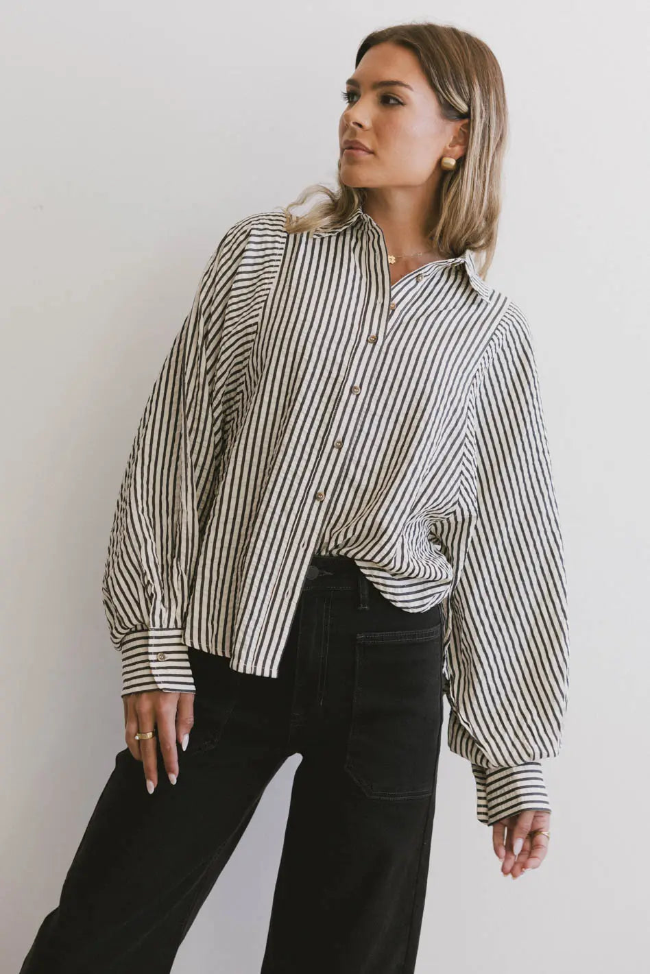 {product_title} - {shop_name}