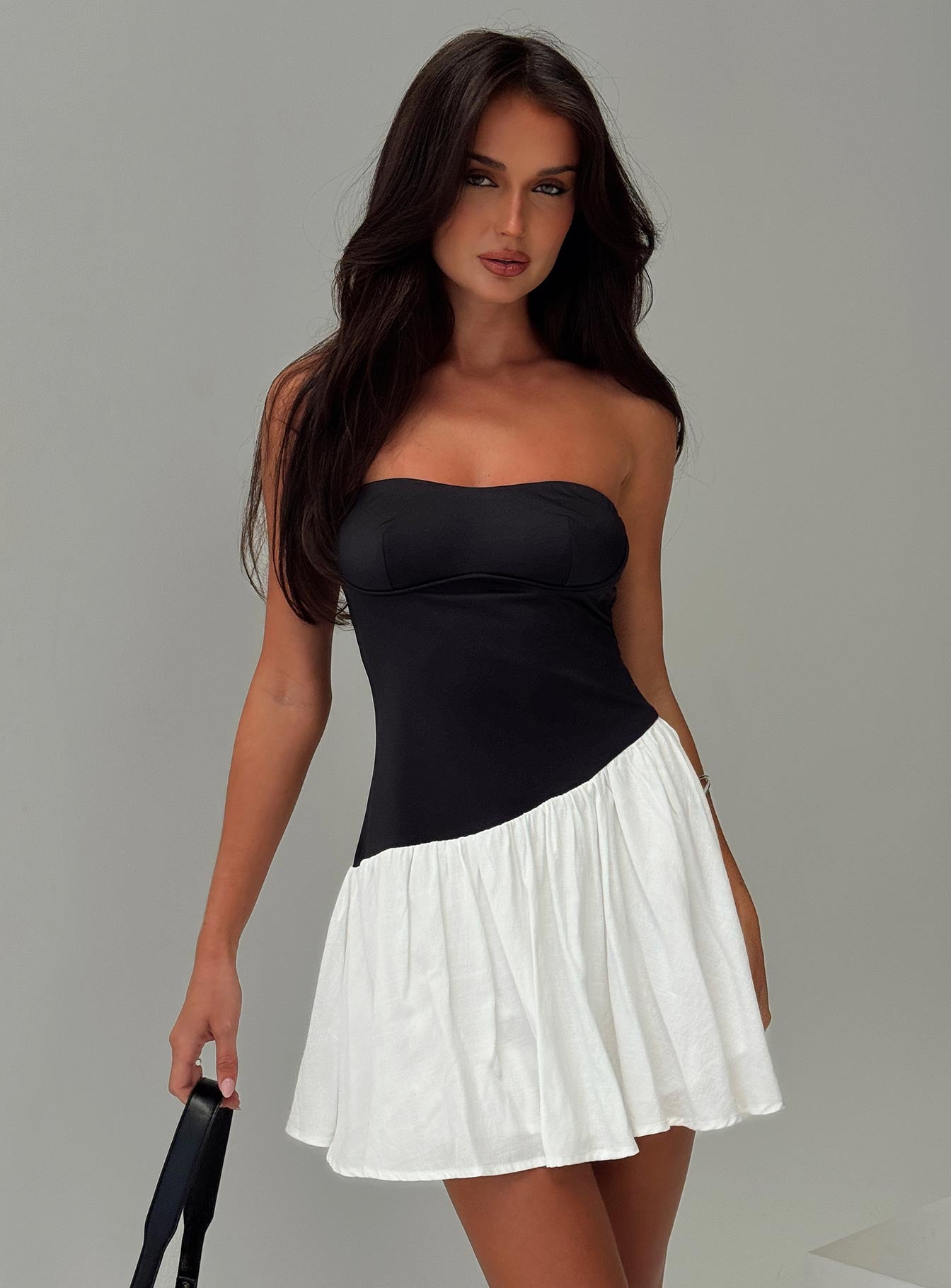 Amandla Strapless Mini Dress Black / White、mySite、solidvoid