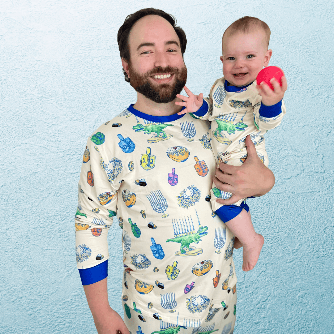 Hanukkah Light and Latkes Men's Pajamas - (Sizes S - 4XL)、mySite、topwebapps