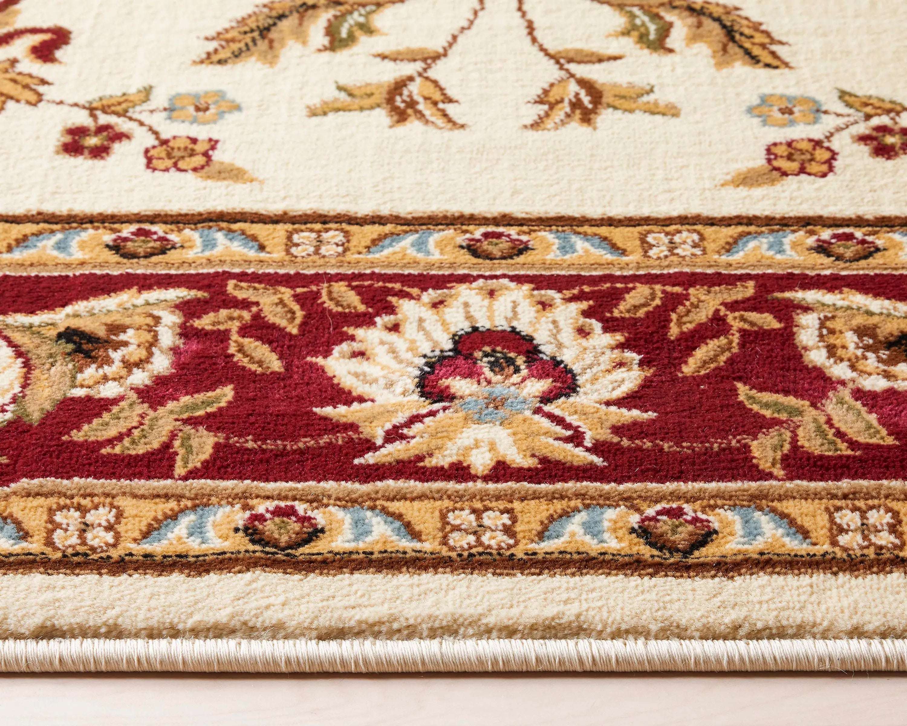 Abbasi Ivory Traditional Rug、mySite、gigharbornorthrealestate
