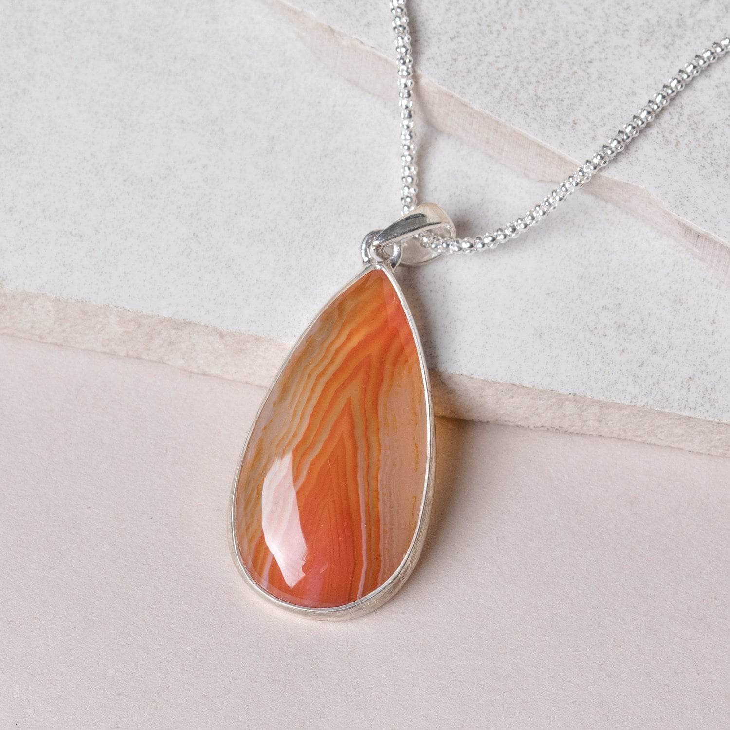 Carnelian Banded Agate Teardrop Pendant Necklace、mySite、hinf8tx79