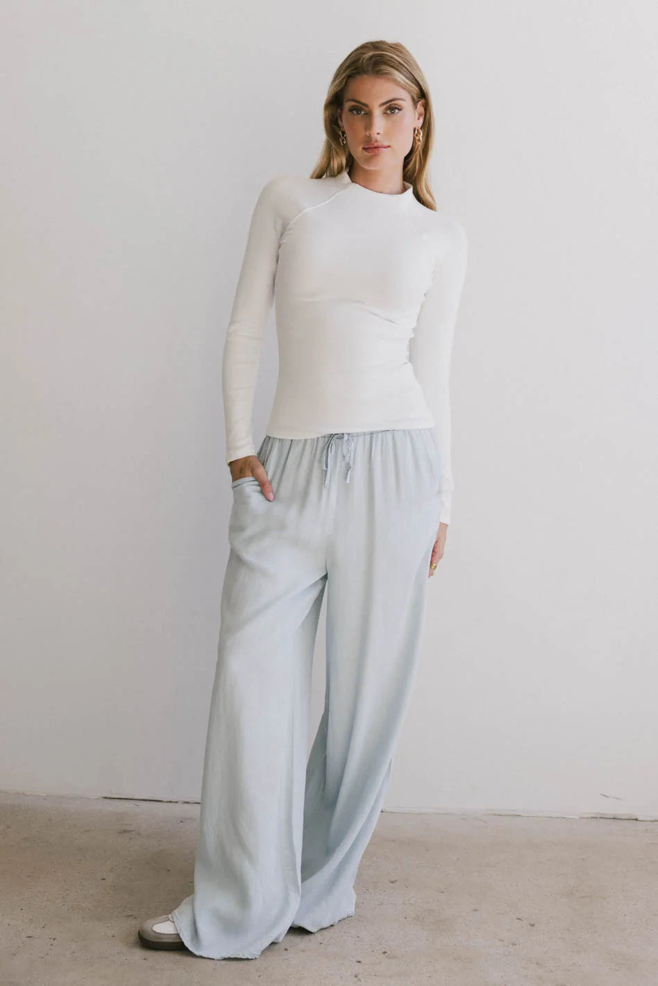 {product_title} - {shop_name}