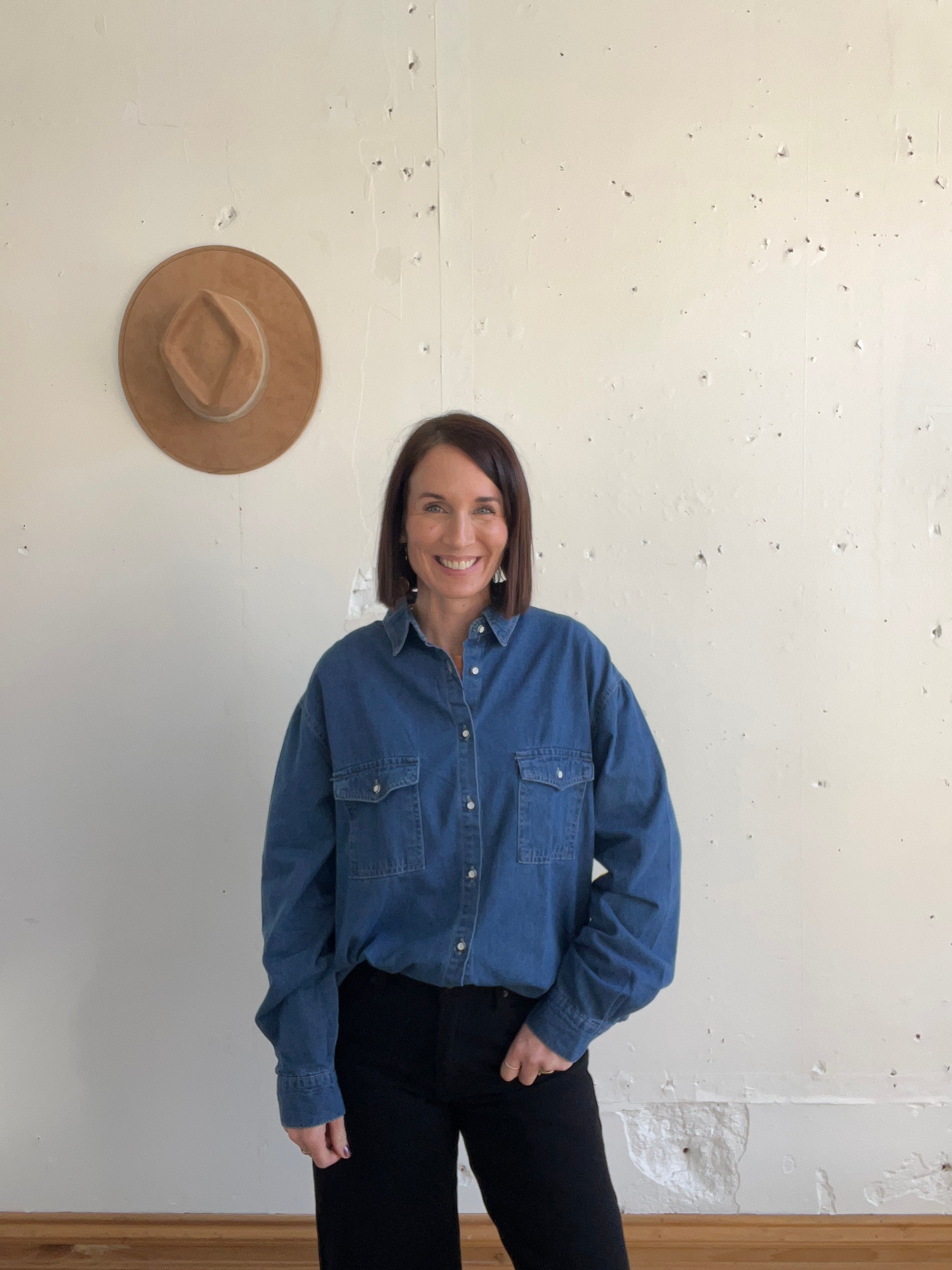 Laura’s Denim Button Down、mySite、garagedoors4me