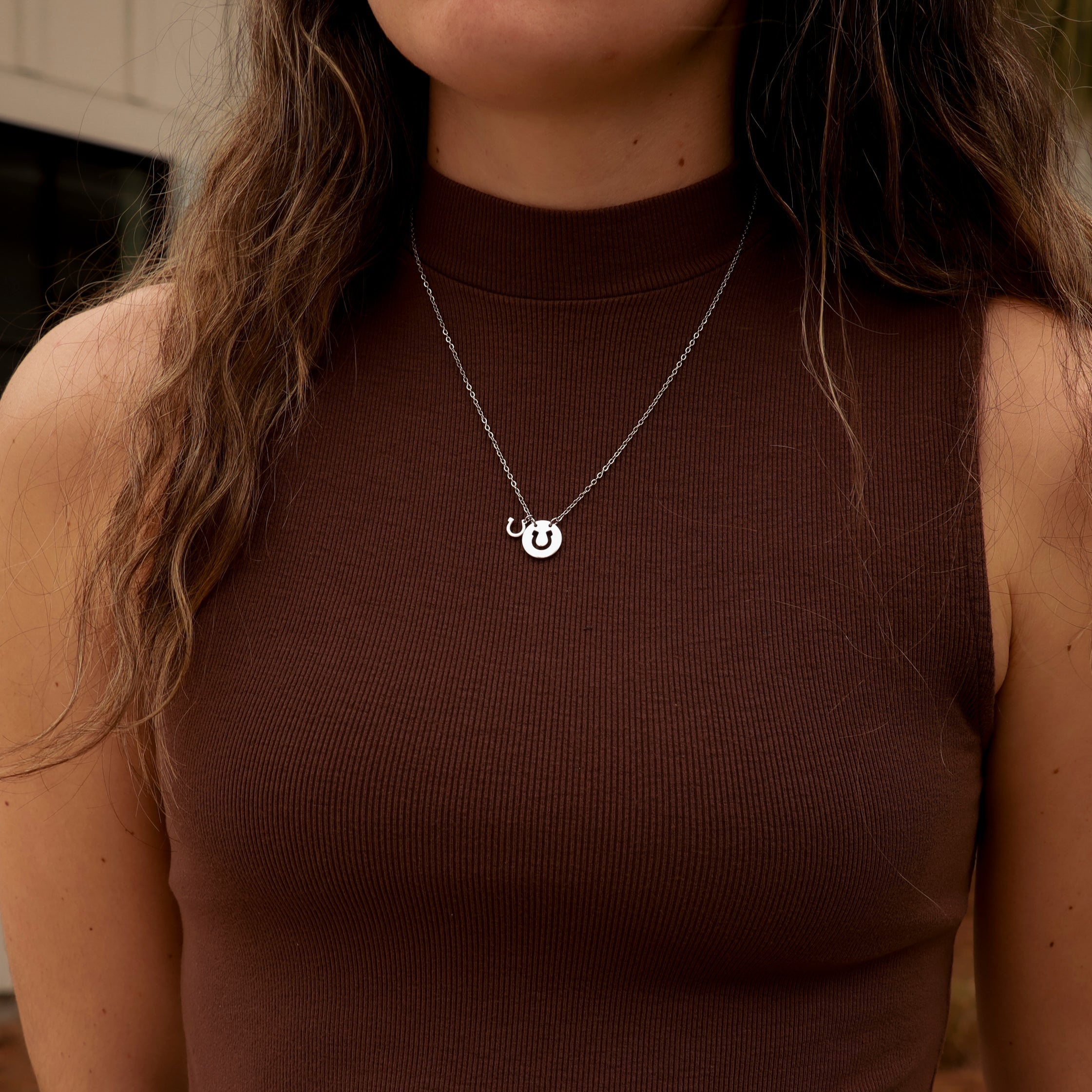 18K Gold PVD Stainless Steel Horseshoe Cutout Necklace / SBB0332、mySite、dreamappss