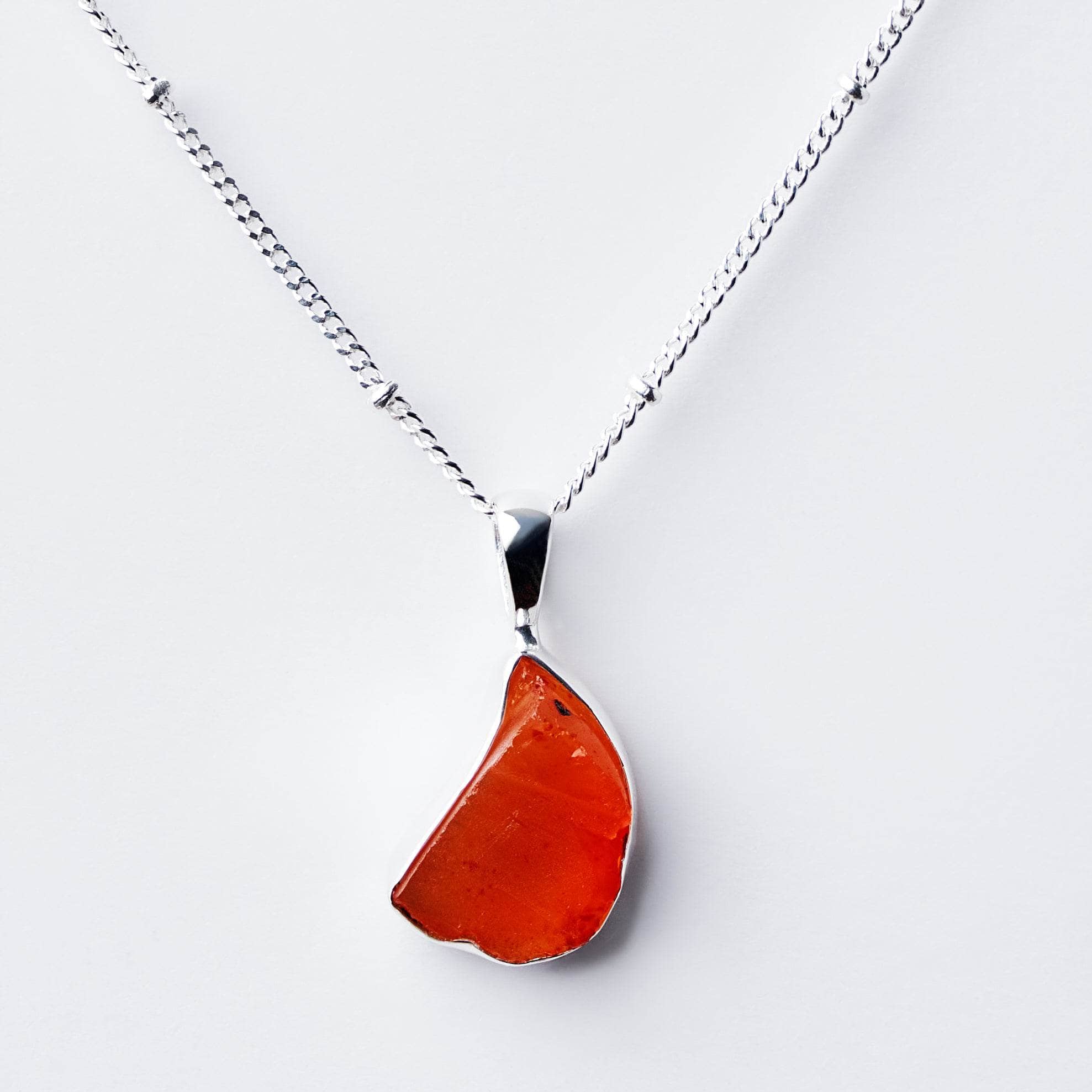 Carnelian Raw Crystal Necklace、mySite、hinf8tx79