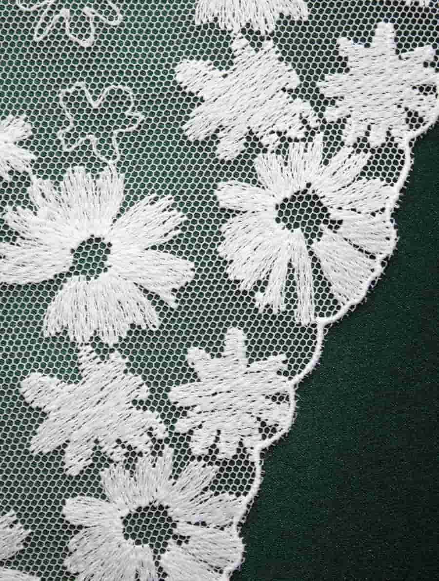  Daisy Embroidered Brief、mySite、justintrudeaud