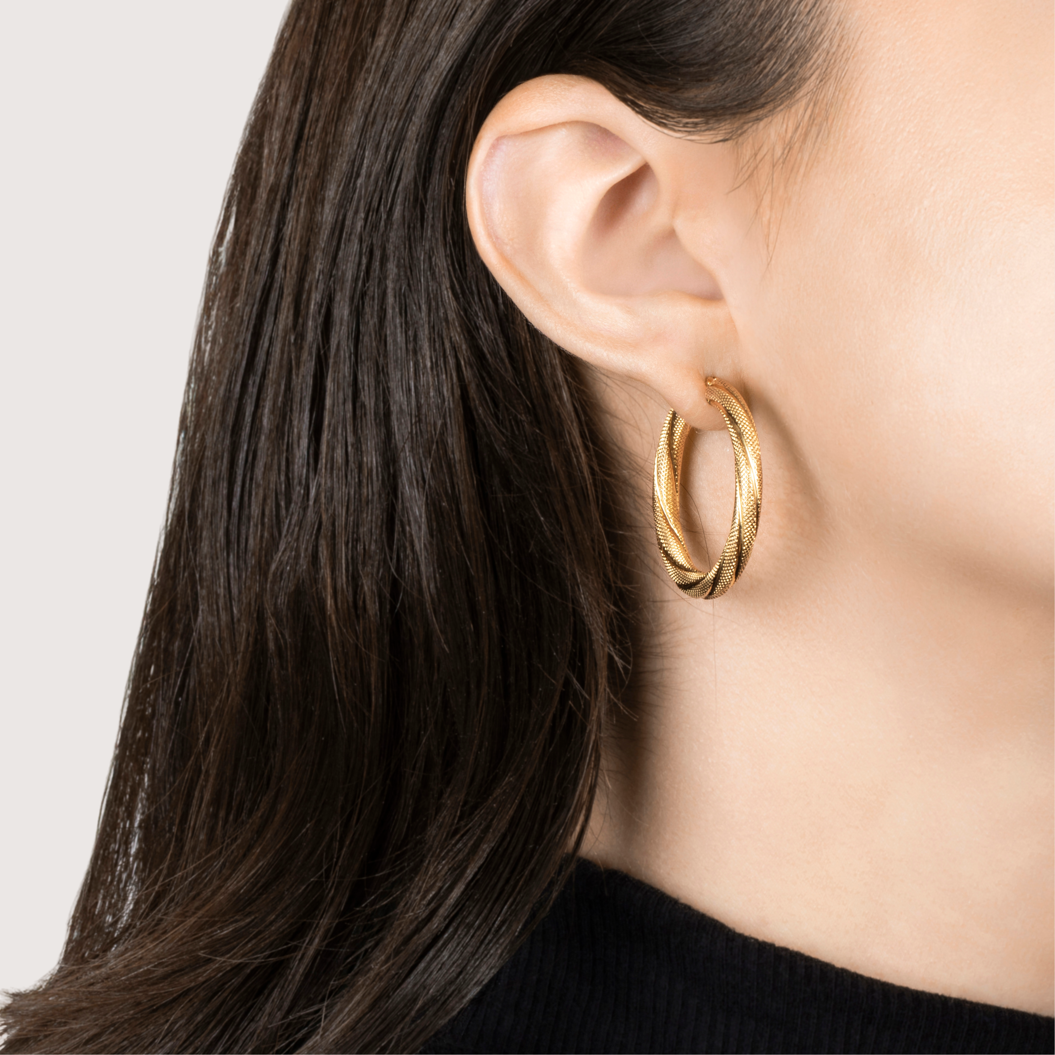 Vintage Italian 14k Yellow Gold Interlaced Loops Hoop Earrings、mySite、hinf8tx79