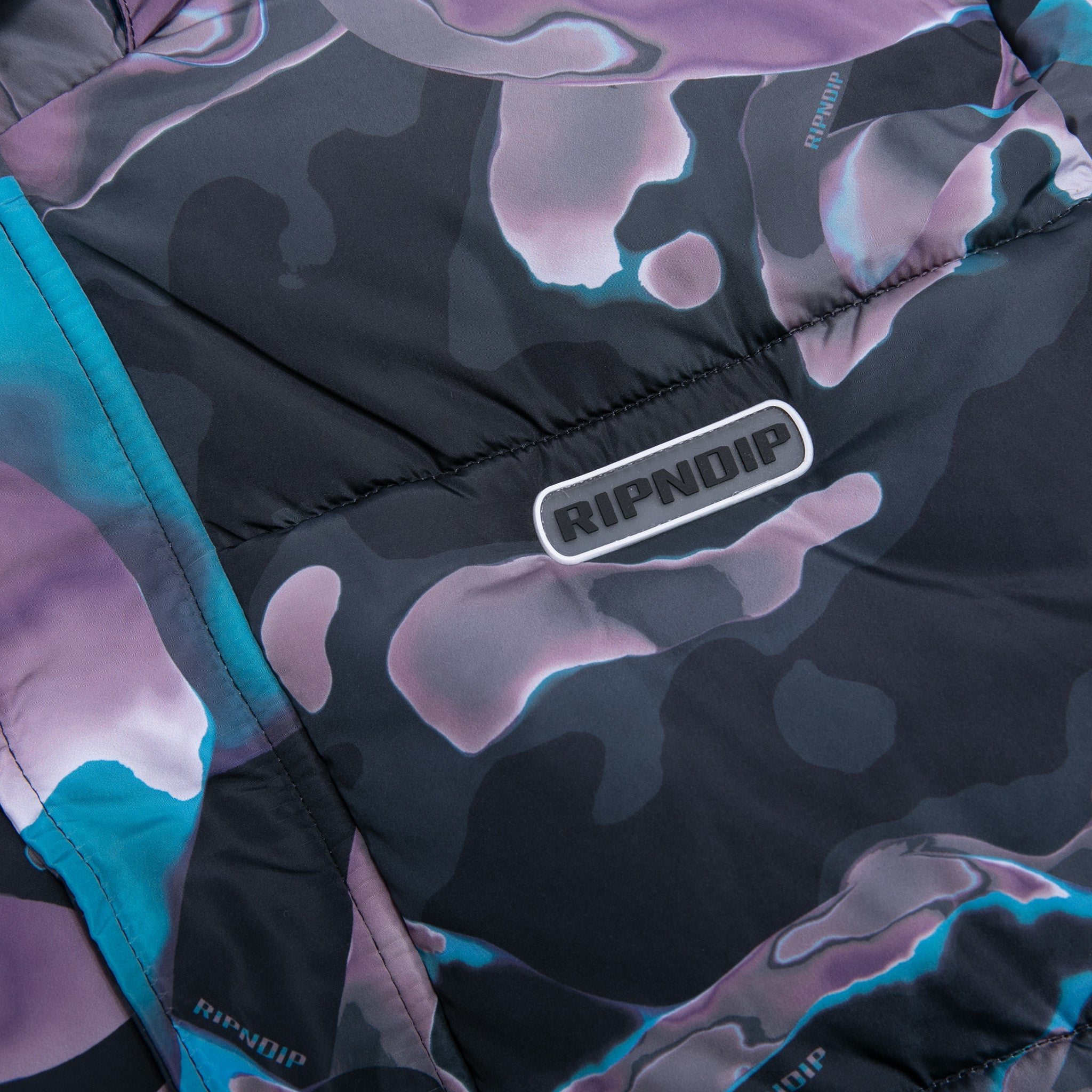 {product_title} - {shop_name}