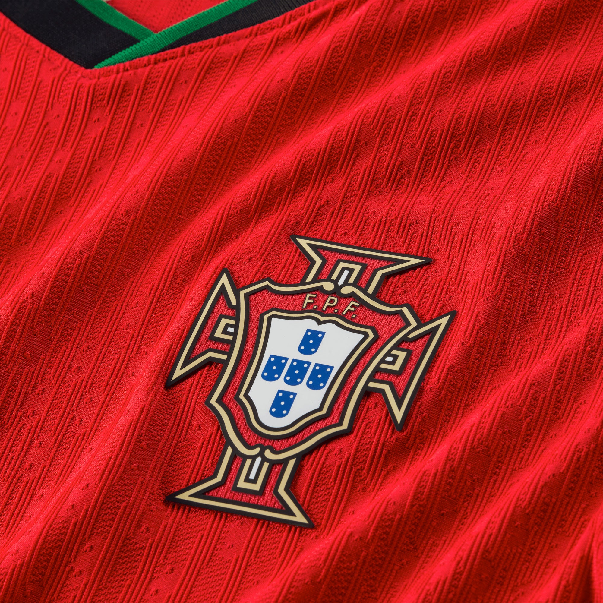 Nike Men's Portugal 2024/25 Dri-FIT ADV Home Jersey Red/Green、mySite、noshort