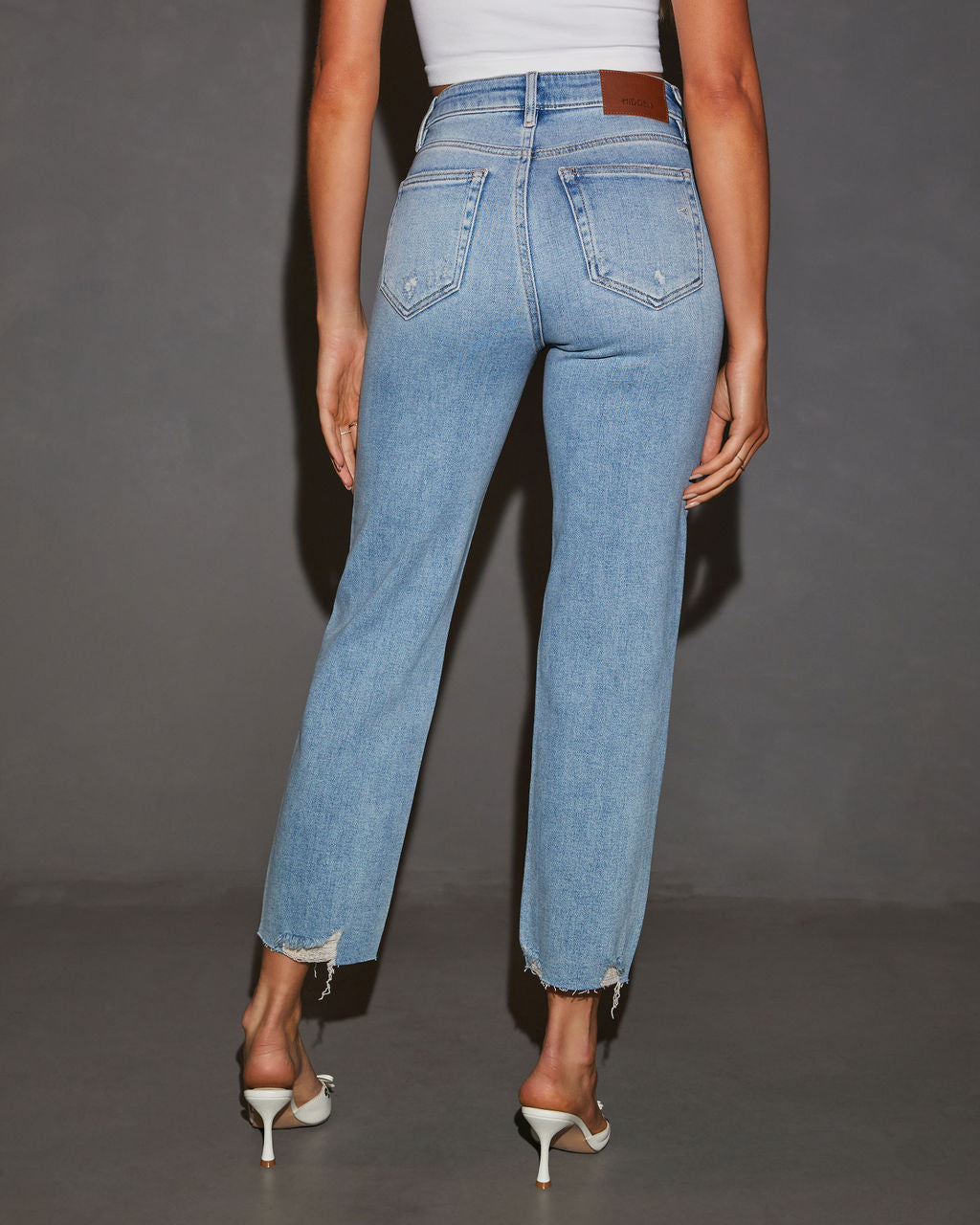 {product_title} - {shop_name}