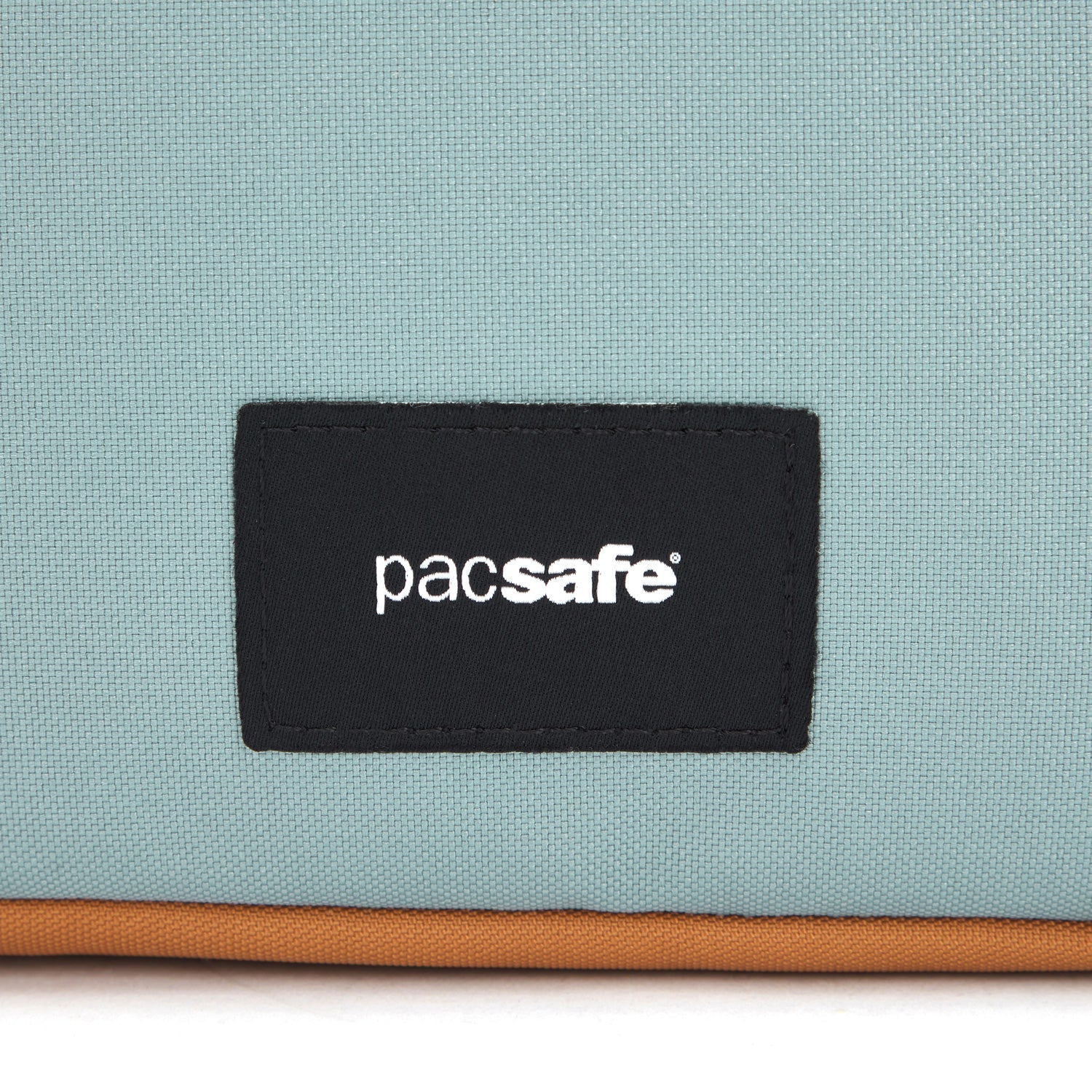 Pacsafe® GO anti-theft crossbody bag、mySite、garagedoors4me