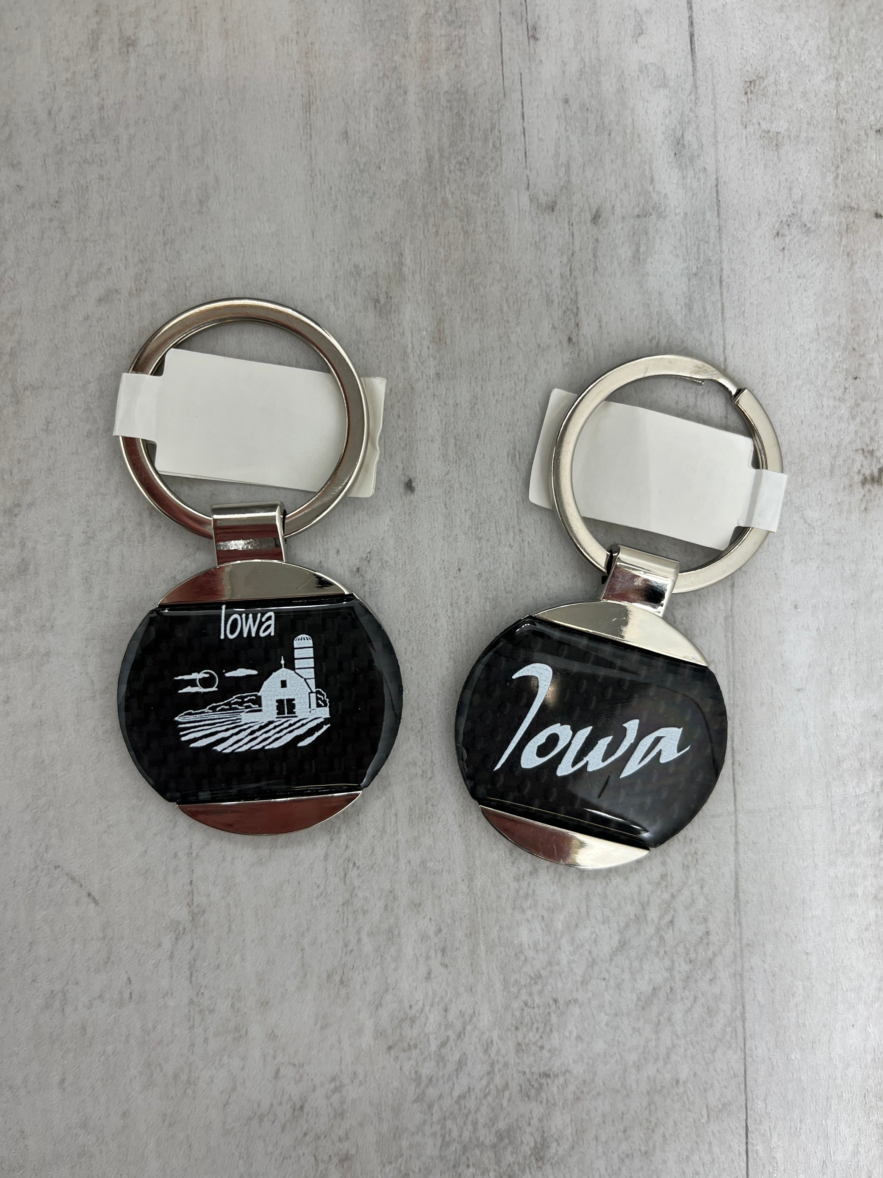 Iowa Black and Metal Circle Keychain、mySite、garagedoors4me