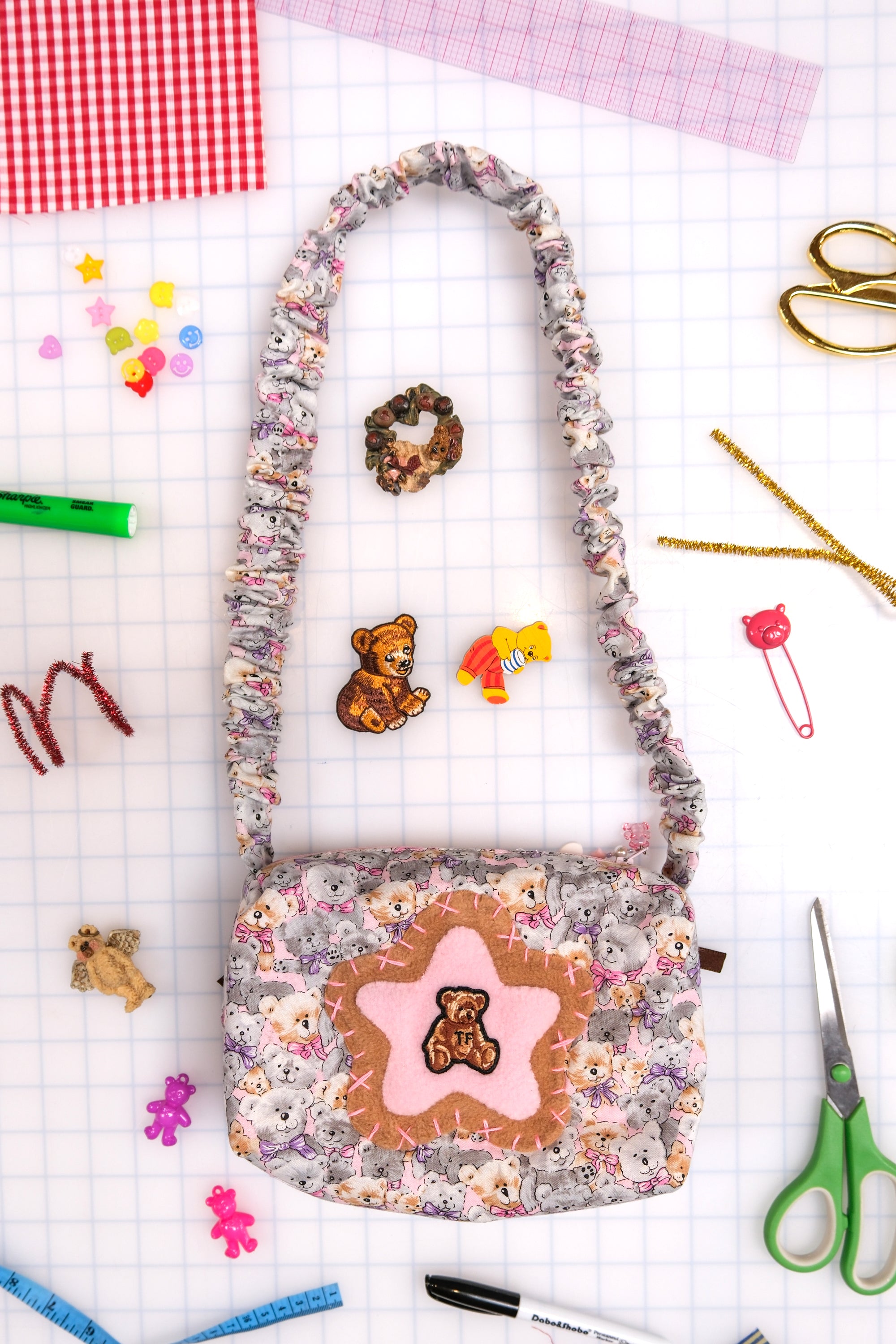 {product_title} - {shop_name}