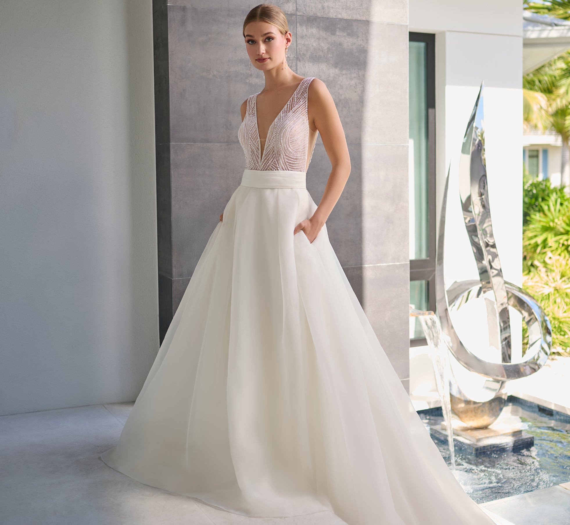 Organza Gown in Ivory Nude、mySite、solidvoid