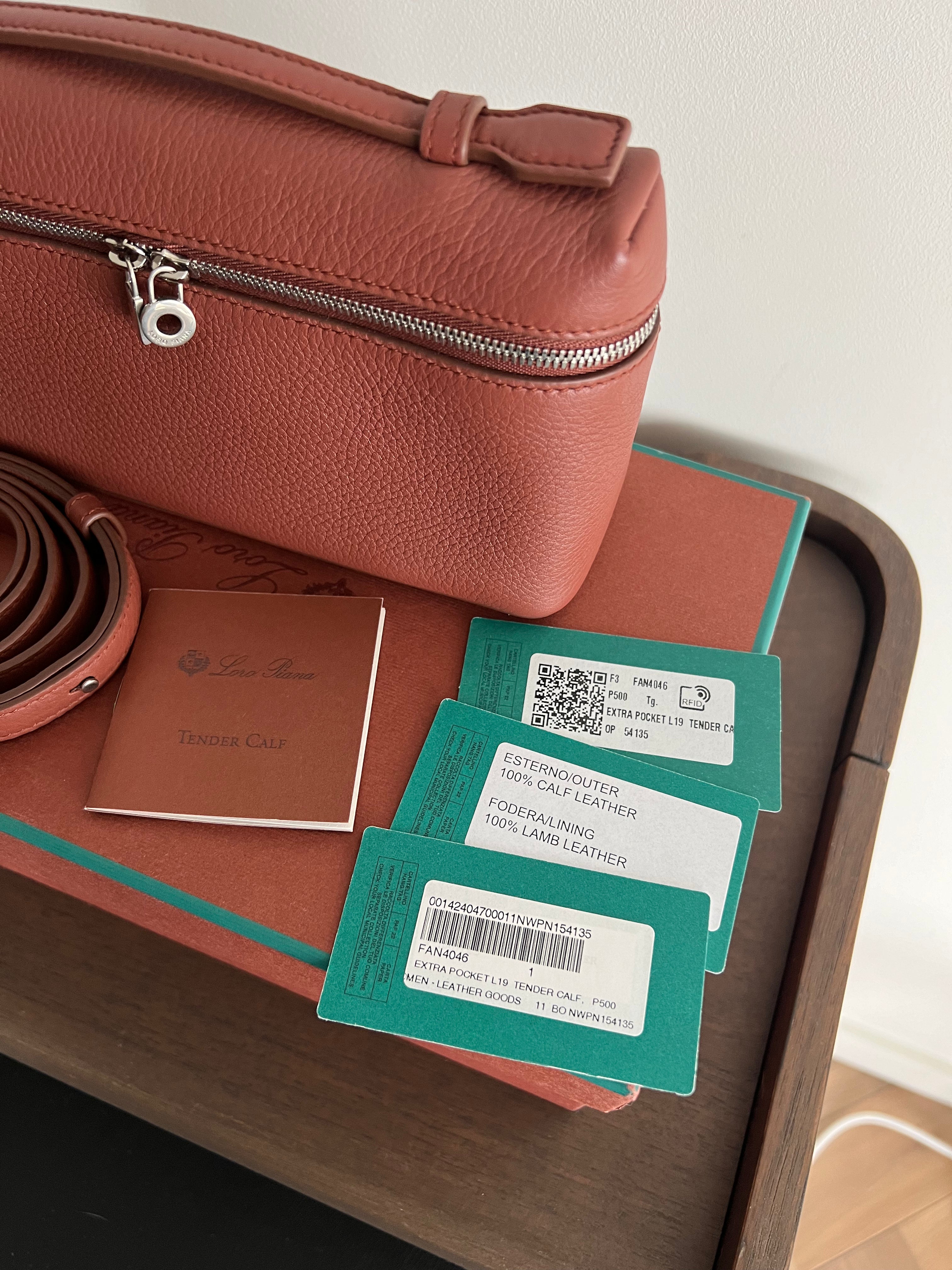 Loro Piana Extra Pocket Pouch L19 (Kummel)、mySite、garminoutage.com