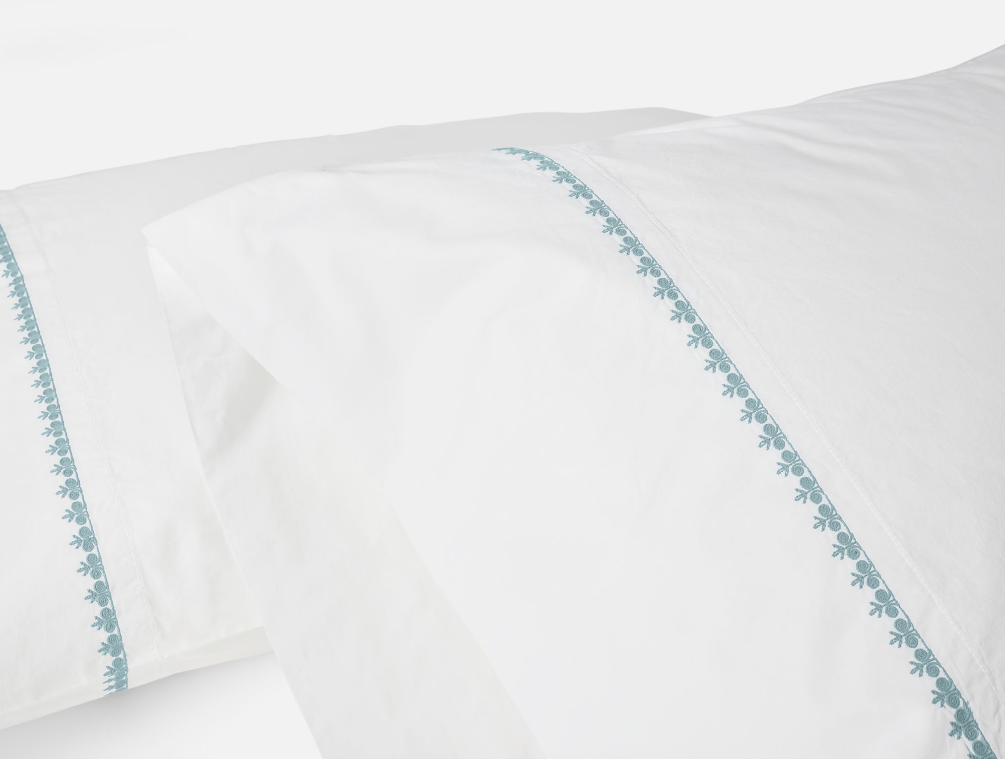  Floret Embroidered Organic Percale Pillowcases、mySite、sugarbowlscore