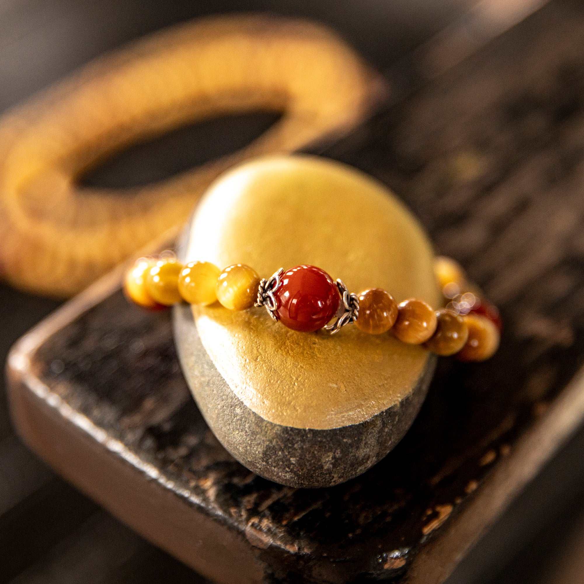 Stretchy Wrist Yellow Tiger Eye with Carnelian Mala、mySite、topwebapps