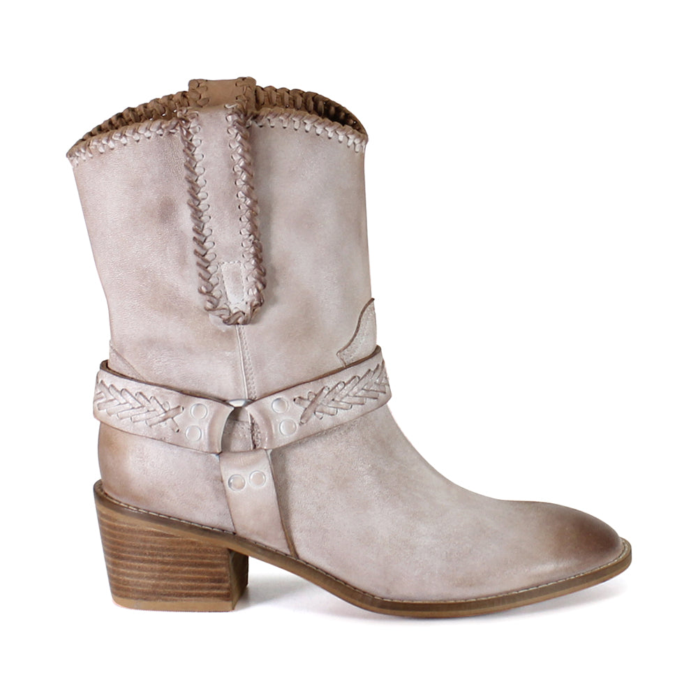 Glass Heart Round Toe Pull On Boots、mySite、gtrtttuynbv