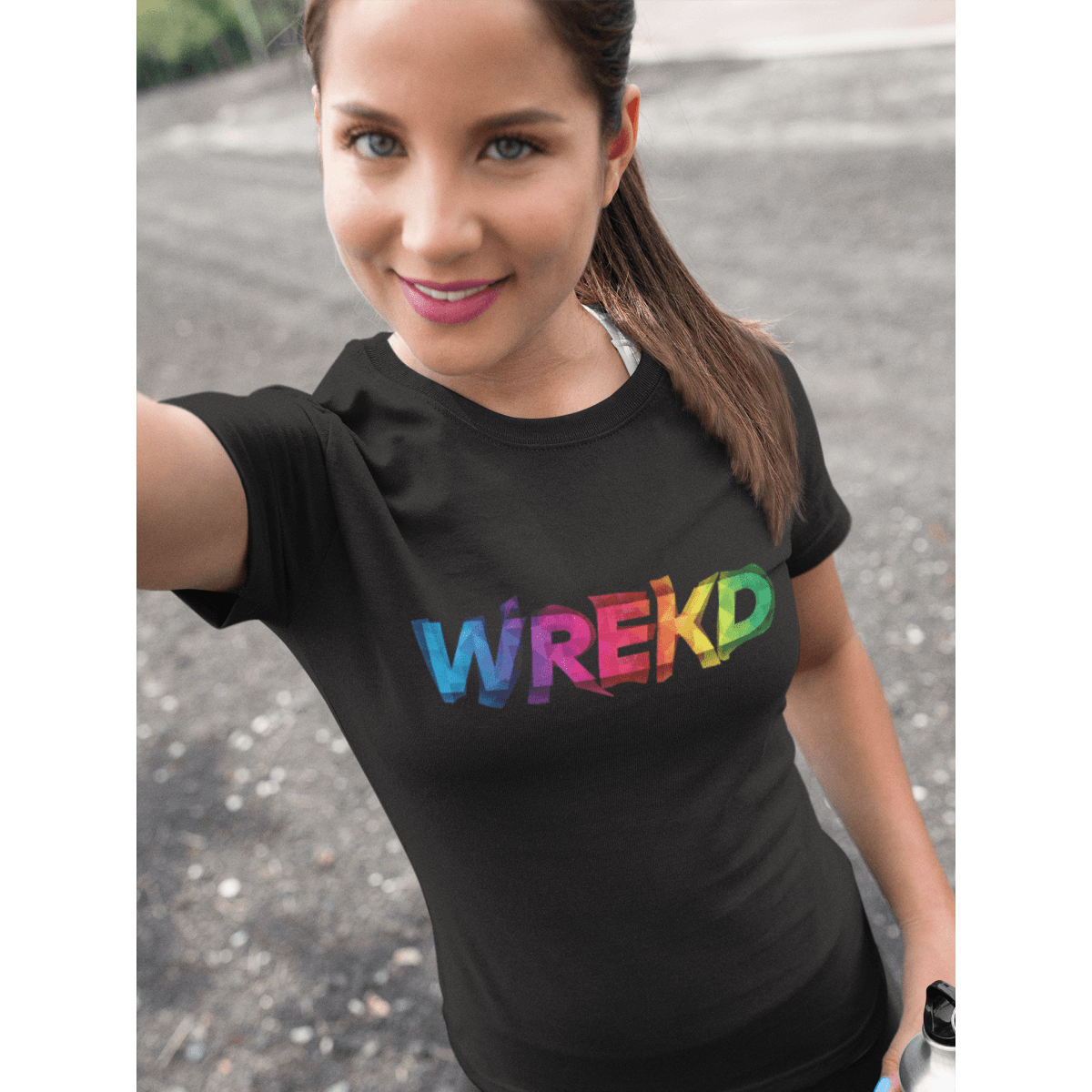  WREKD Colorful Warped Logo Unisex Tee、mySite、merchandisen