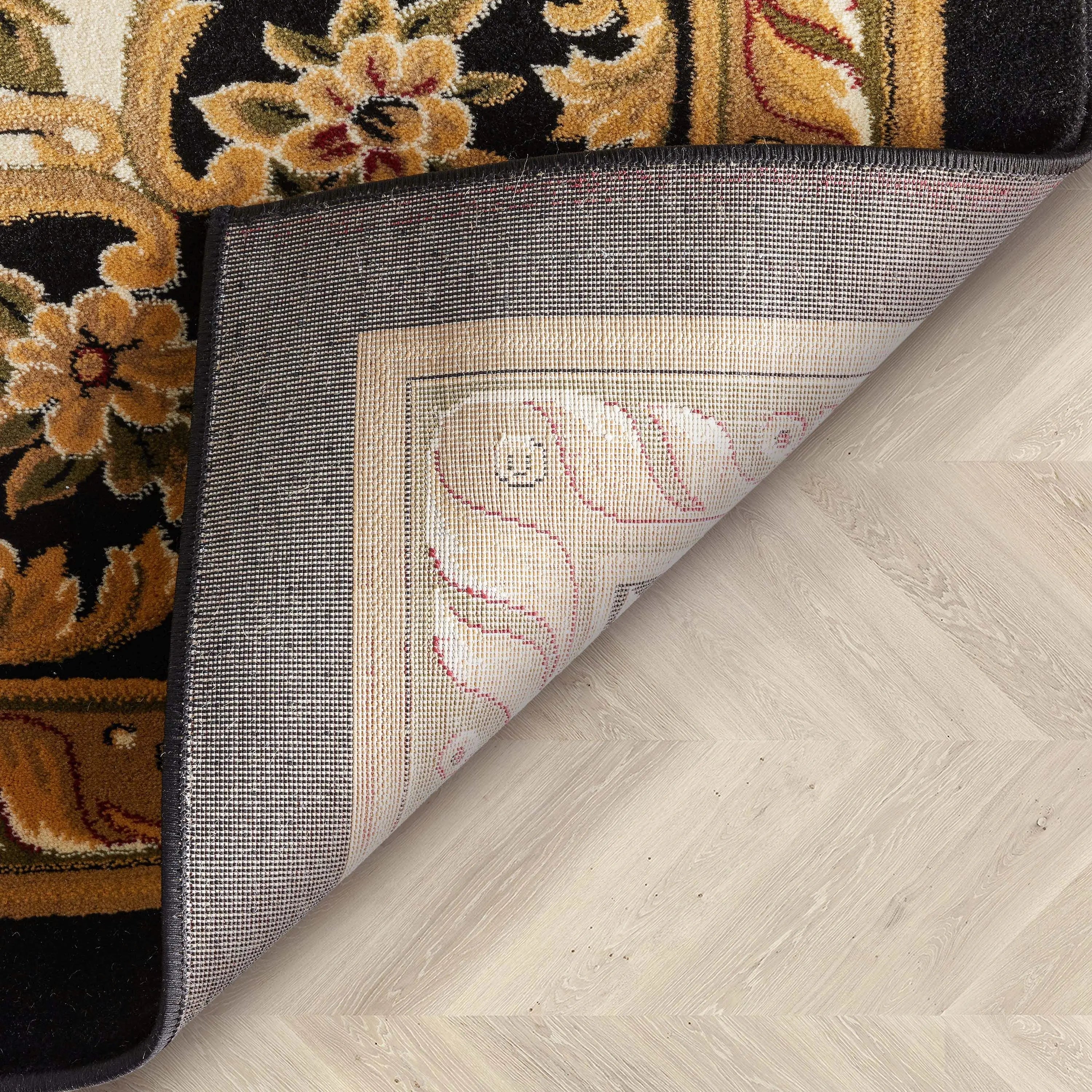 Le Petit Palais Black Traditional Rug、mySite、gigharbornorthrealestate