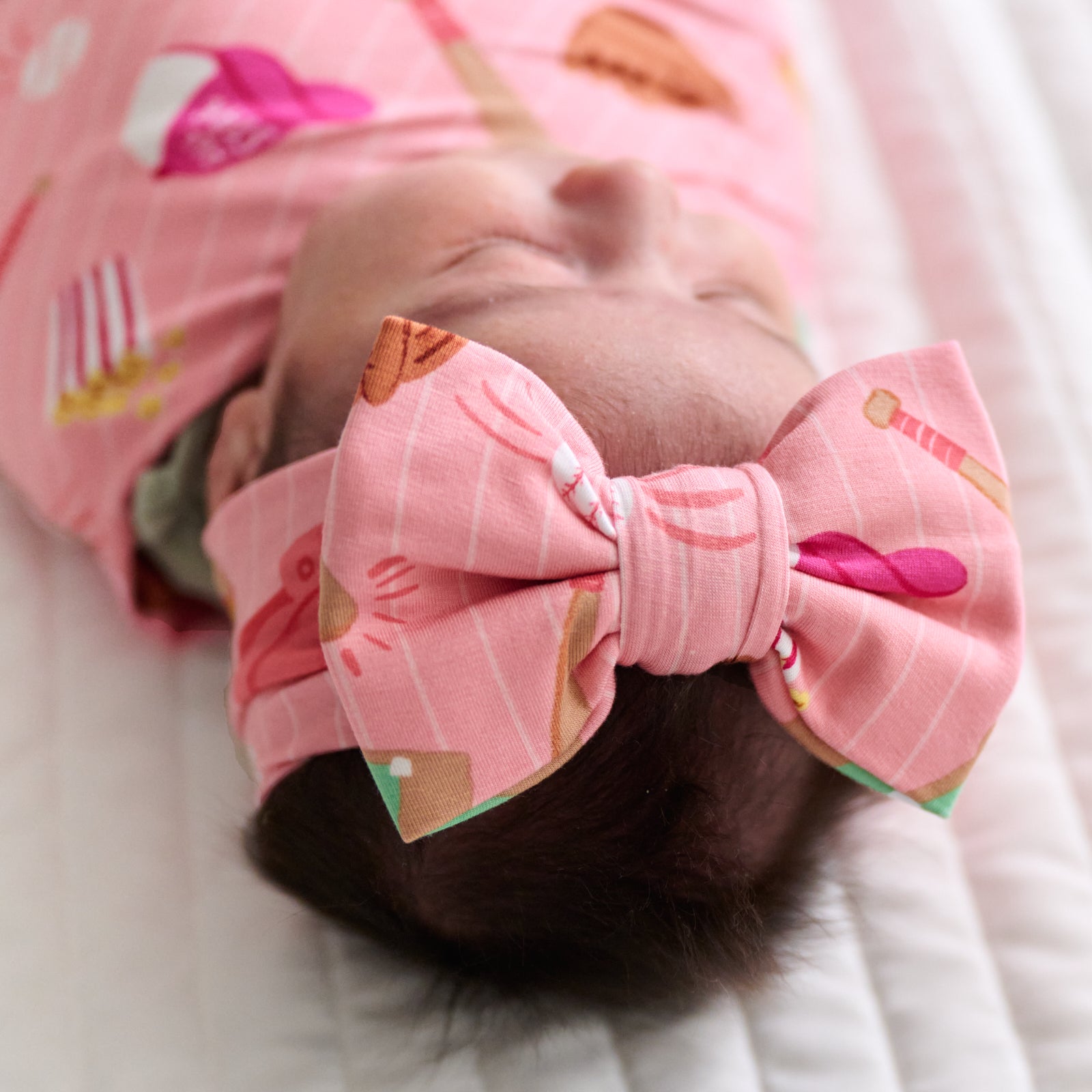  Pink All Stars Swaddle & Luxe Bow Headband Set、mySite、layawaytickets