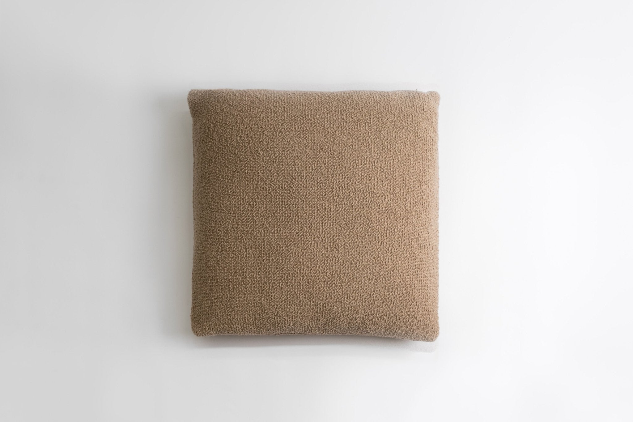 Poppy Cushion Fawn、mySite、neckold