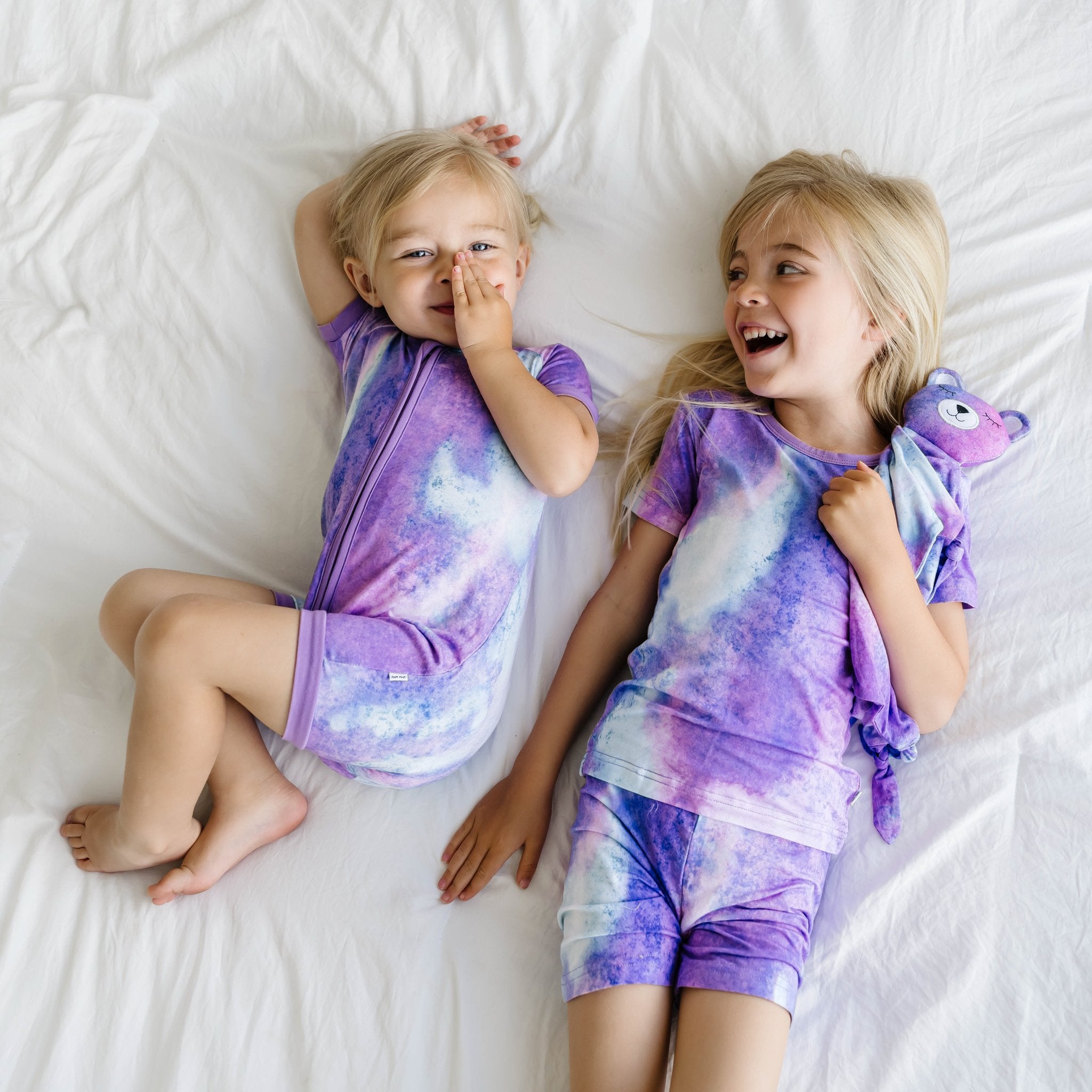 Purple Watercolor Two-Piece Short Sleeve & Shorts Pajama Set、mySite、g9winljtr