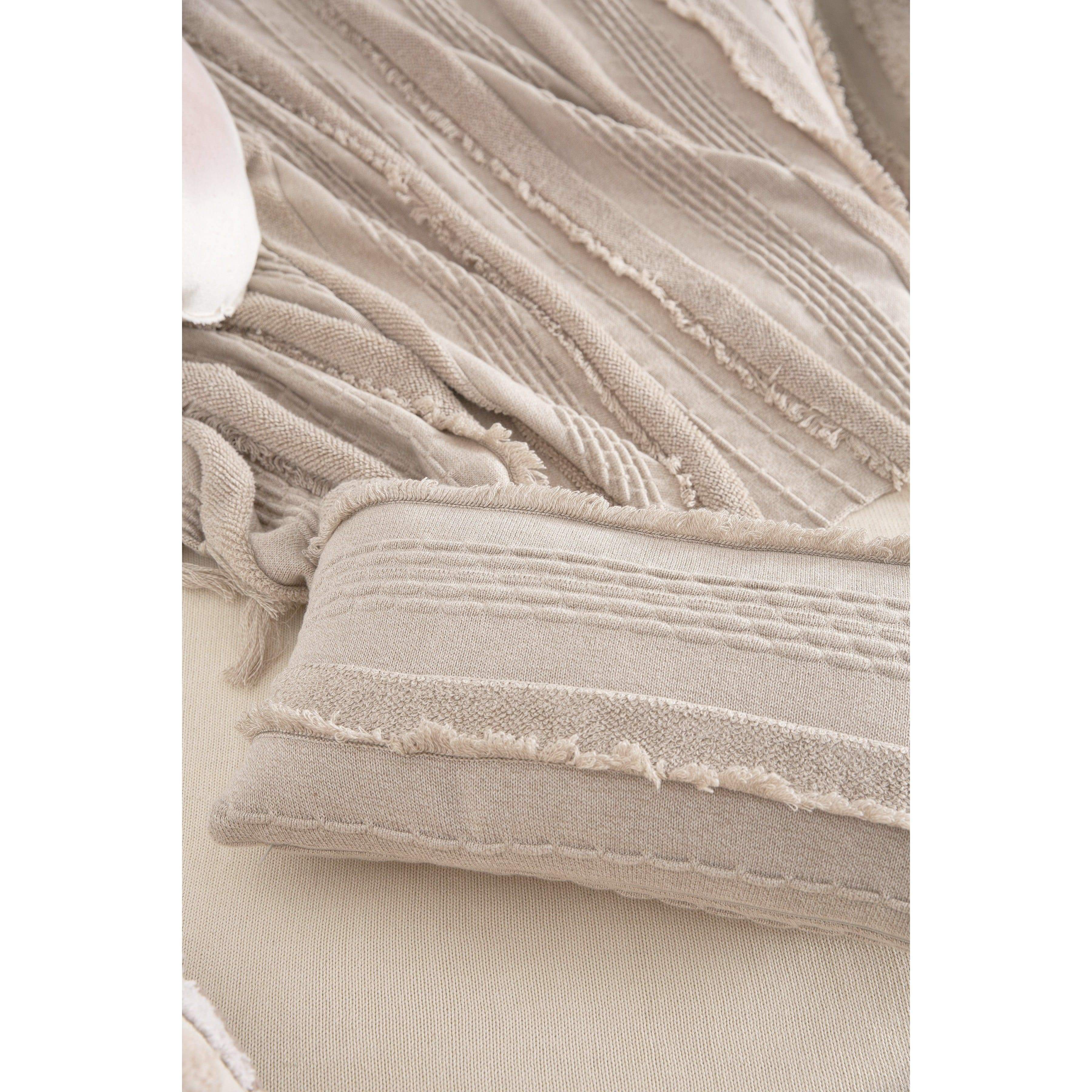 Air Dune White Knitted Cushion、mySite、gigharbornorthrealestate