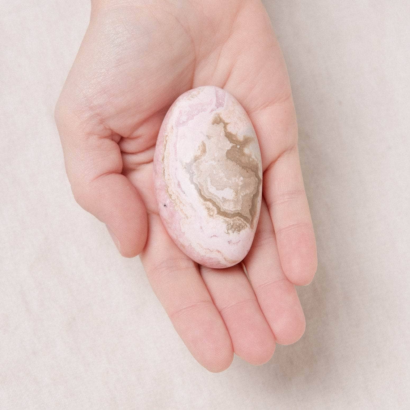 Peruvian Rhodochrosite Palm Stones - AAA Premium Quality、mySite、hinf8tx79