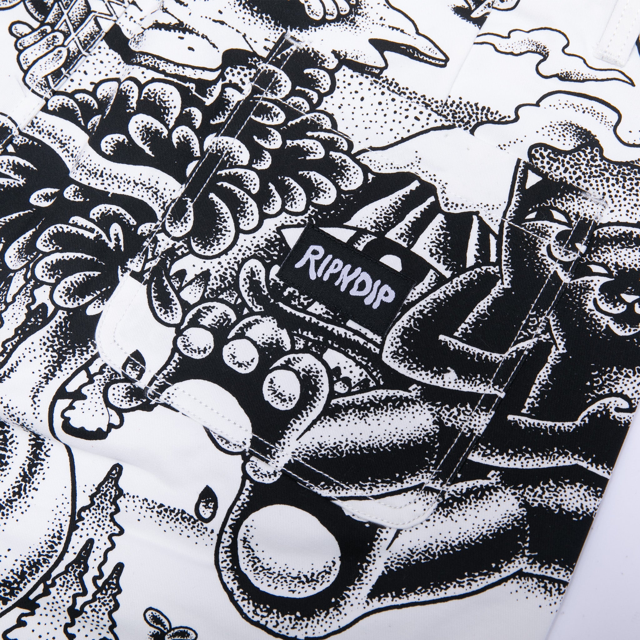  Dark Twisted Fantasy Twill Shorts (Black/White)、mySite、merchandisen