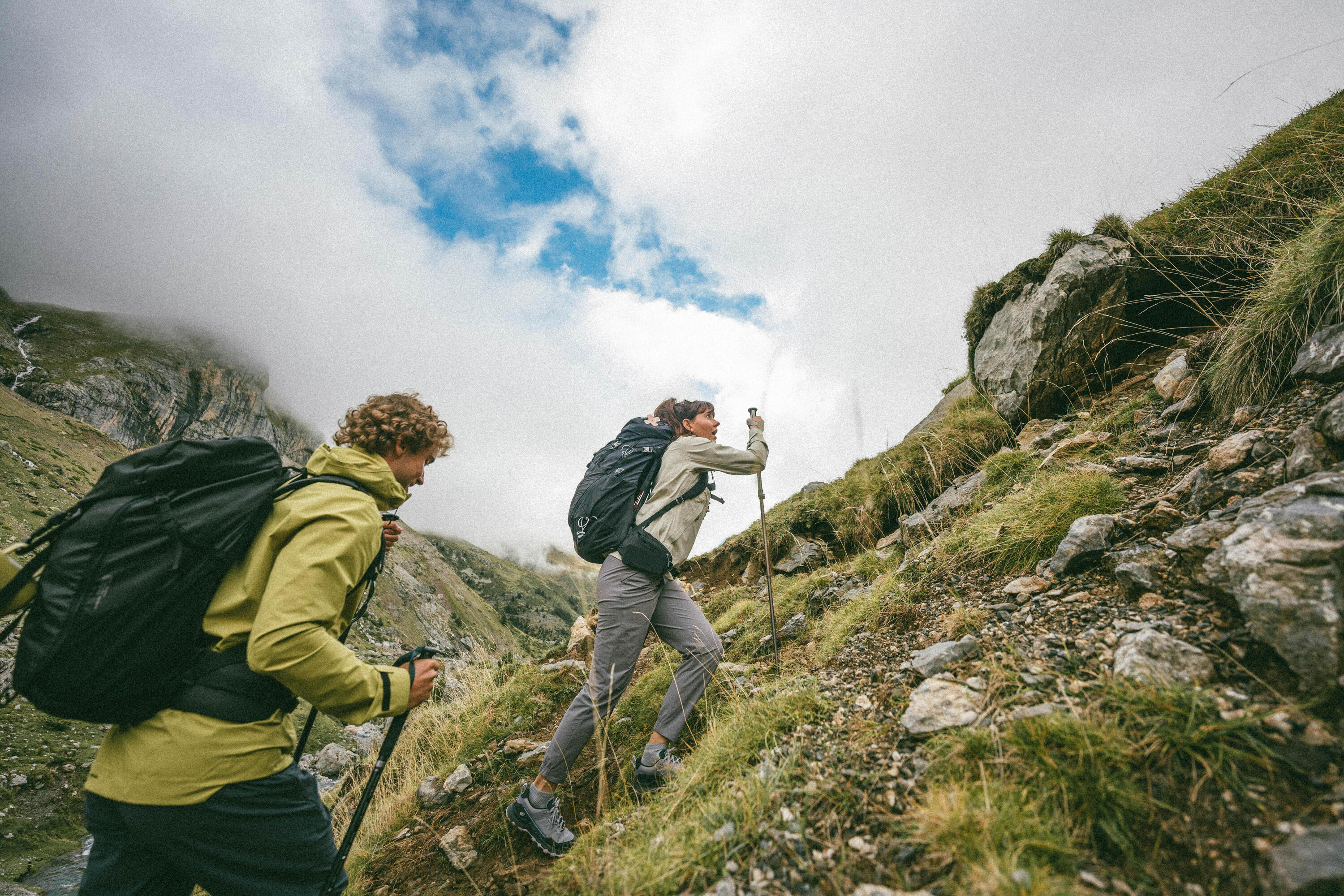 Quechua MH500 38 L Hiking Backpack、mySite、shQuechua MH500 38 L Hiking Backpack、mySite、glenpowelloop_name