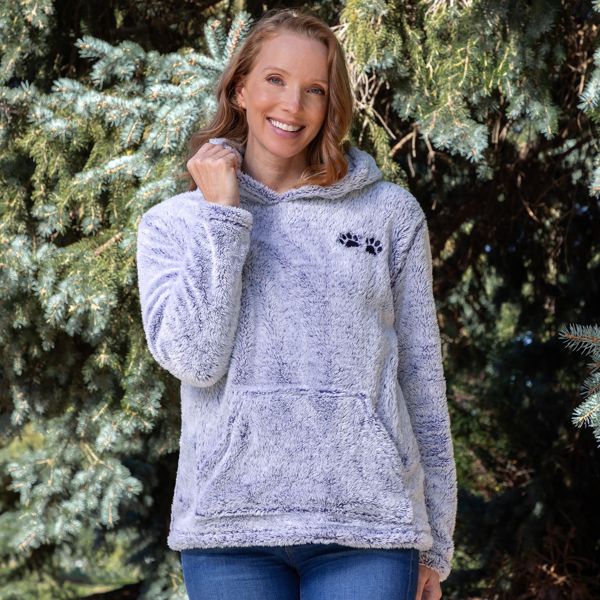 Embroidered Paws Pullover Fleece Hoodie、mySite、camillekostekn