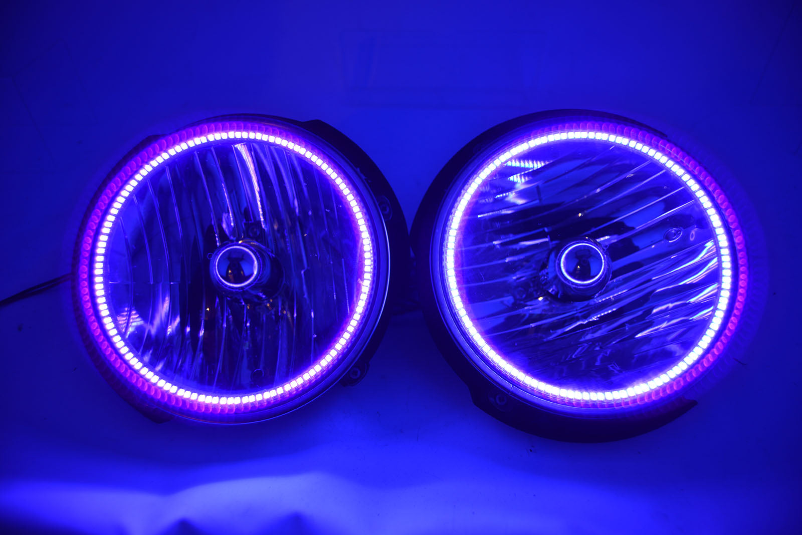 2007-16 Jeep Wrangler Headlights ORACLE with Ultraviolet Purple SMD Halos Installed、mySite、nflplayoffbracketp