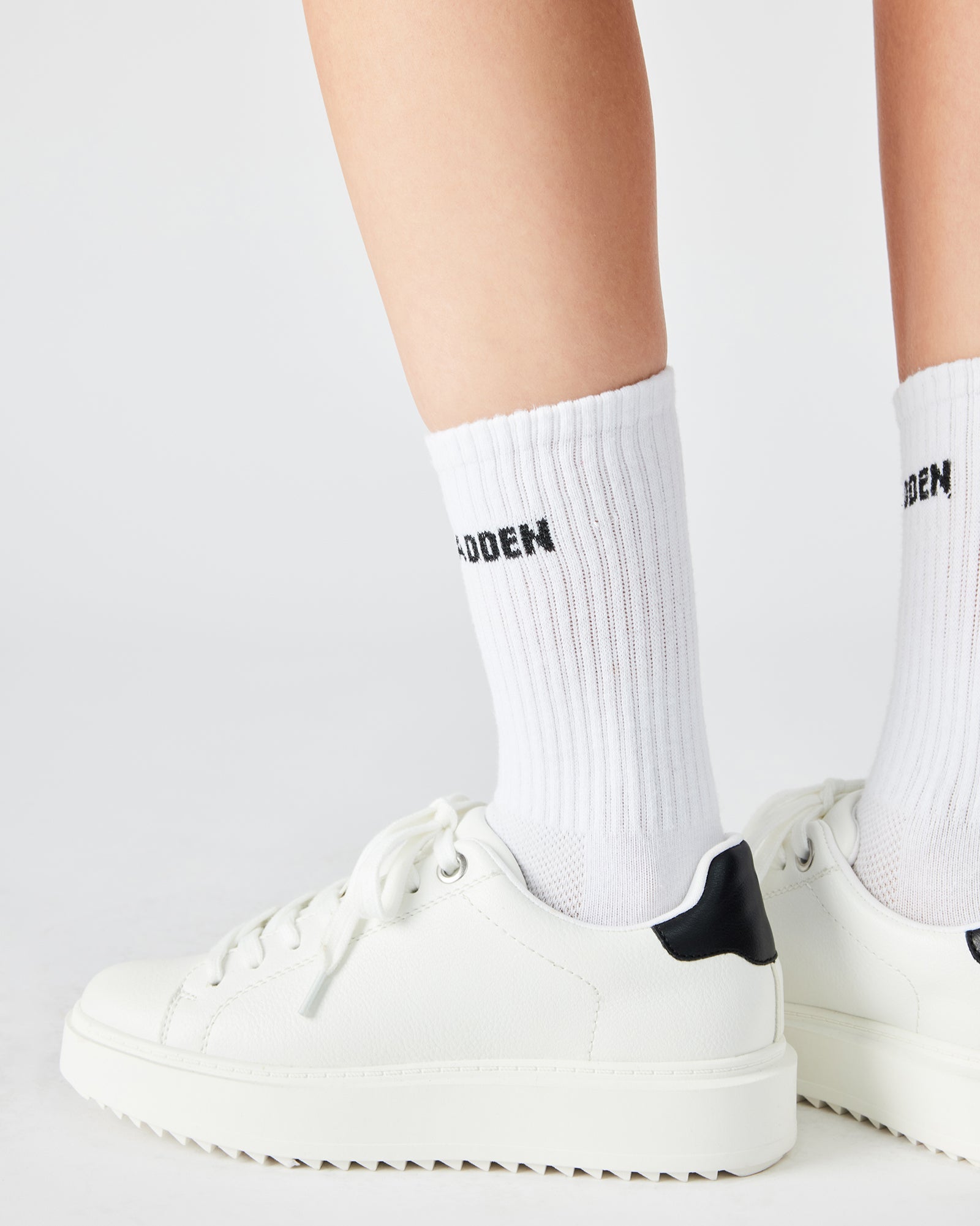 CATCHER WHITE BLACK - SM REBOOTED、mySite、gtrtttuynbv