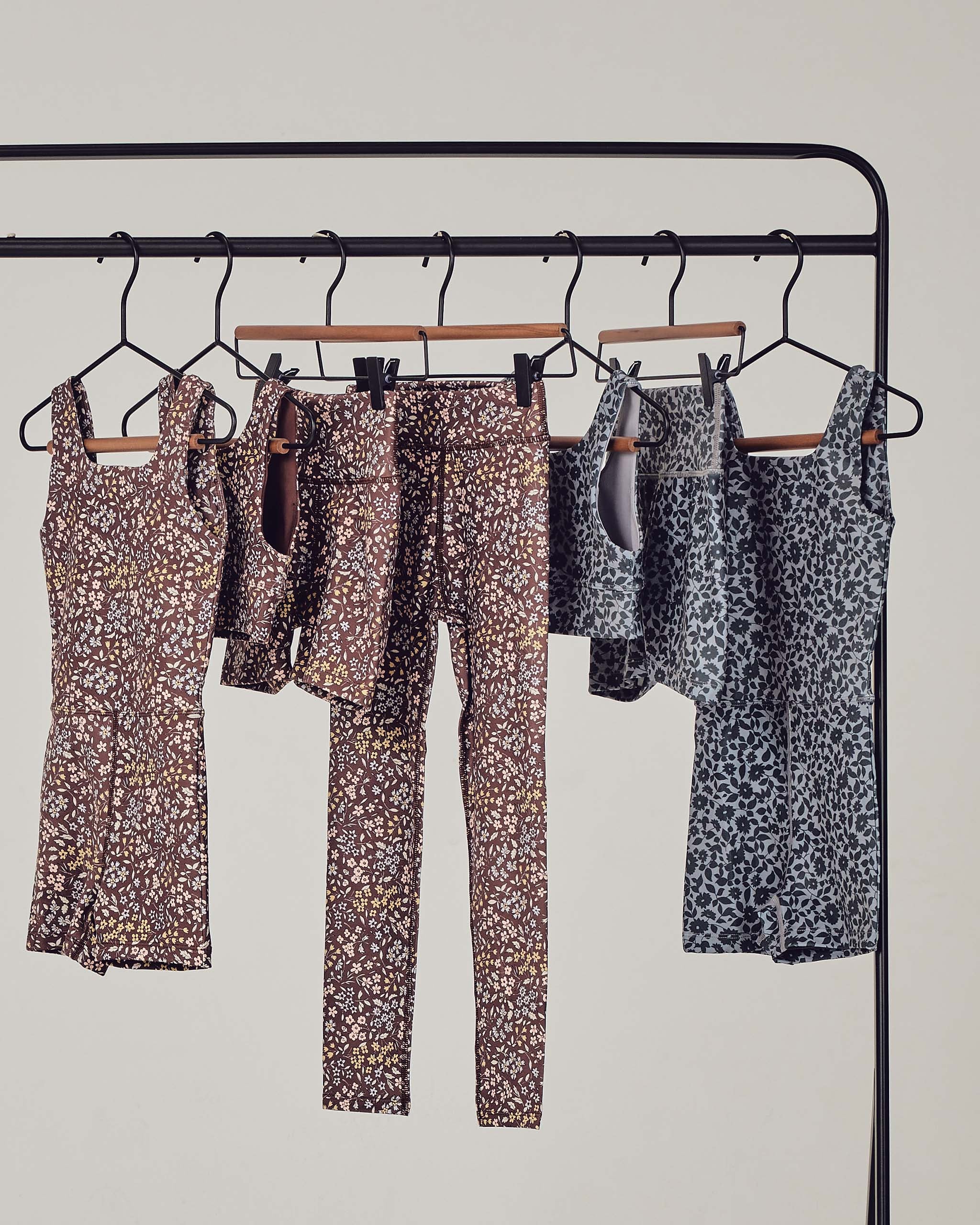  Scrunchie Set | Blue Floral, Cheetah, Rustic Floral、mySite、layawaytickets