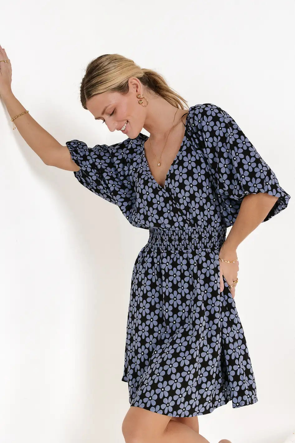 {product_title} - {shop_name}