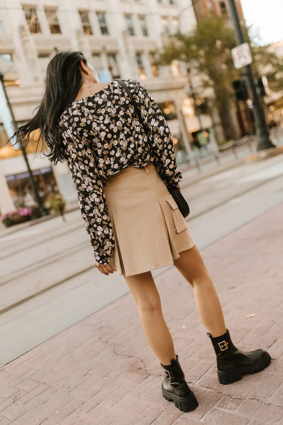 {product_title} - {shop_name}