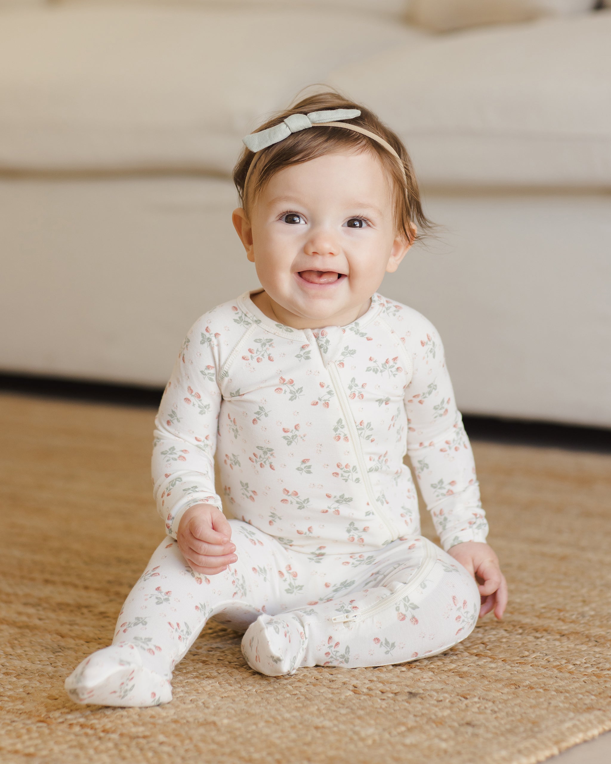  Bamboo Zip Footie || Strawberries、mySite、layawaytickets