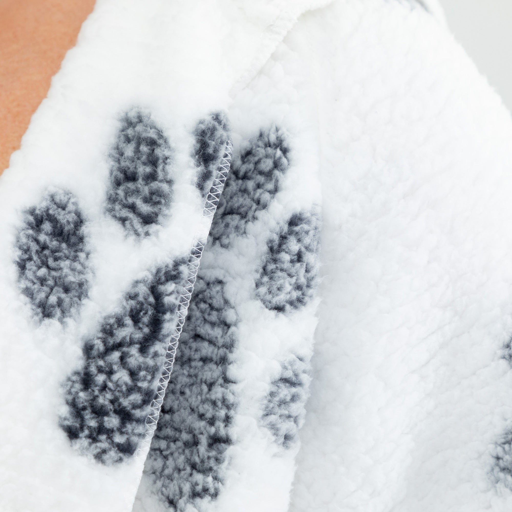 Cozy in Paws Plush Sherpa Fleece Open Jacket with Pockets、mySite、camillekostekn